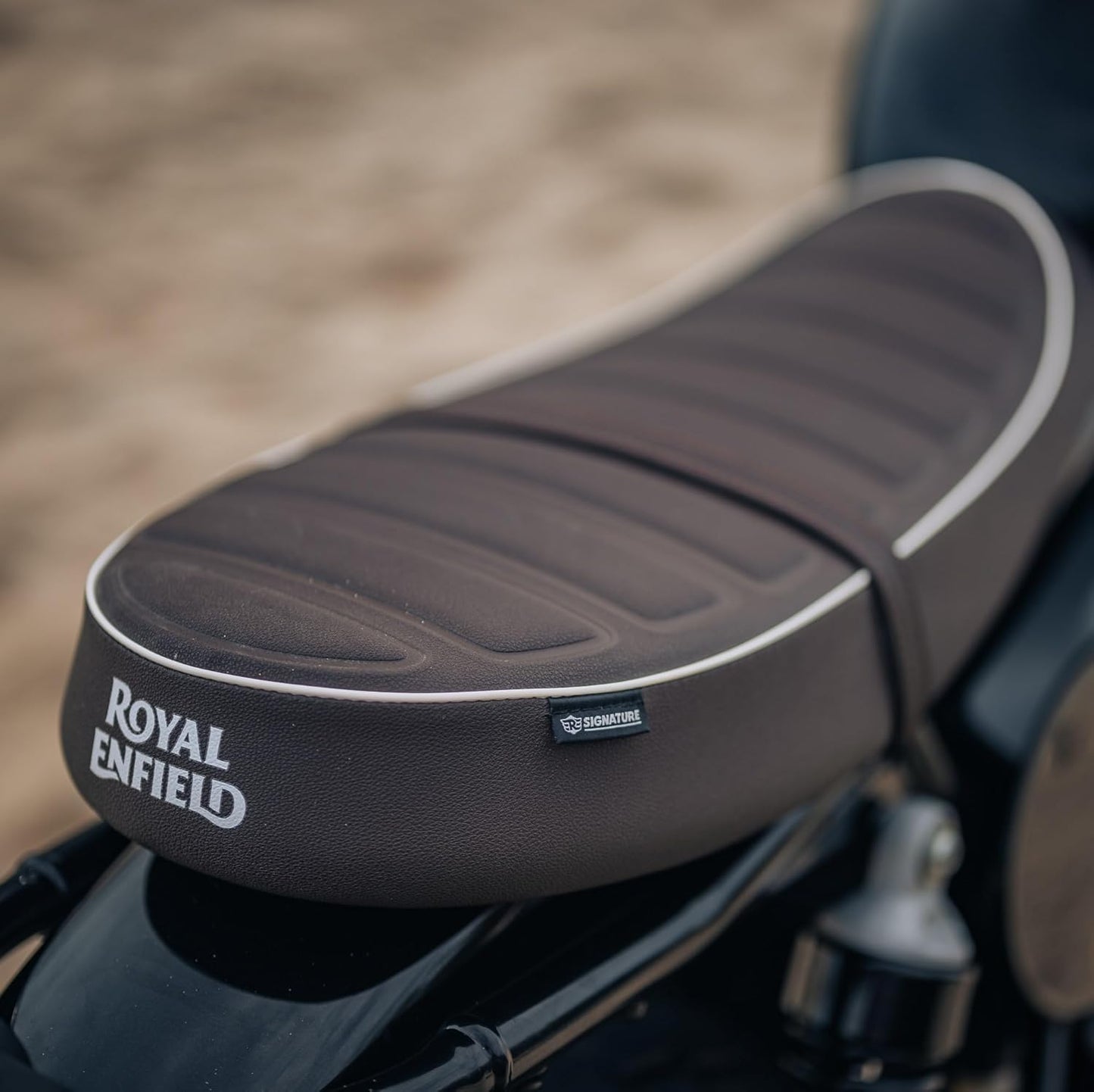 Royal Enfield Brown Signature Scrambler Seat for Bear 650 – 1990532