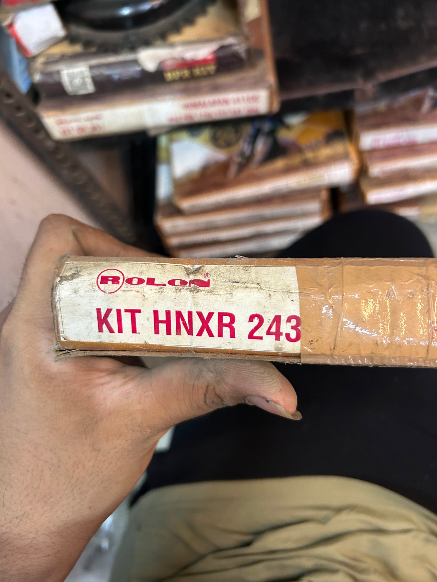 Rolon HNXR 243 Chain & Sprocket Kit for Mahindra Mojo (R520 Sealed Chain 110L / 13T-45T, 5-Hole)