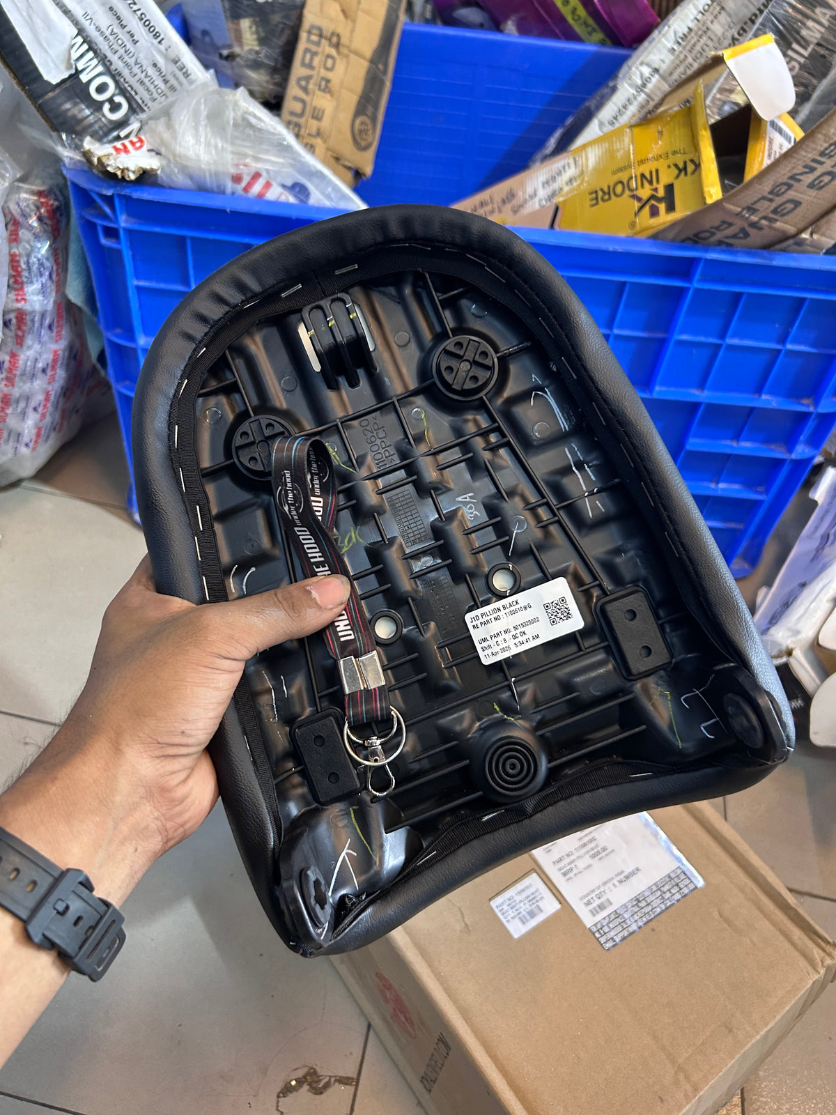 Genuine Pillion Seat Assembly for Royal Enfield Meteor 350 | 1100610/G | OEM Passenger Seat