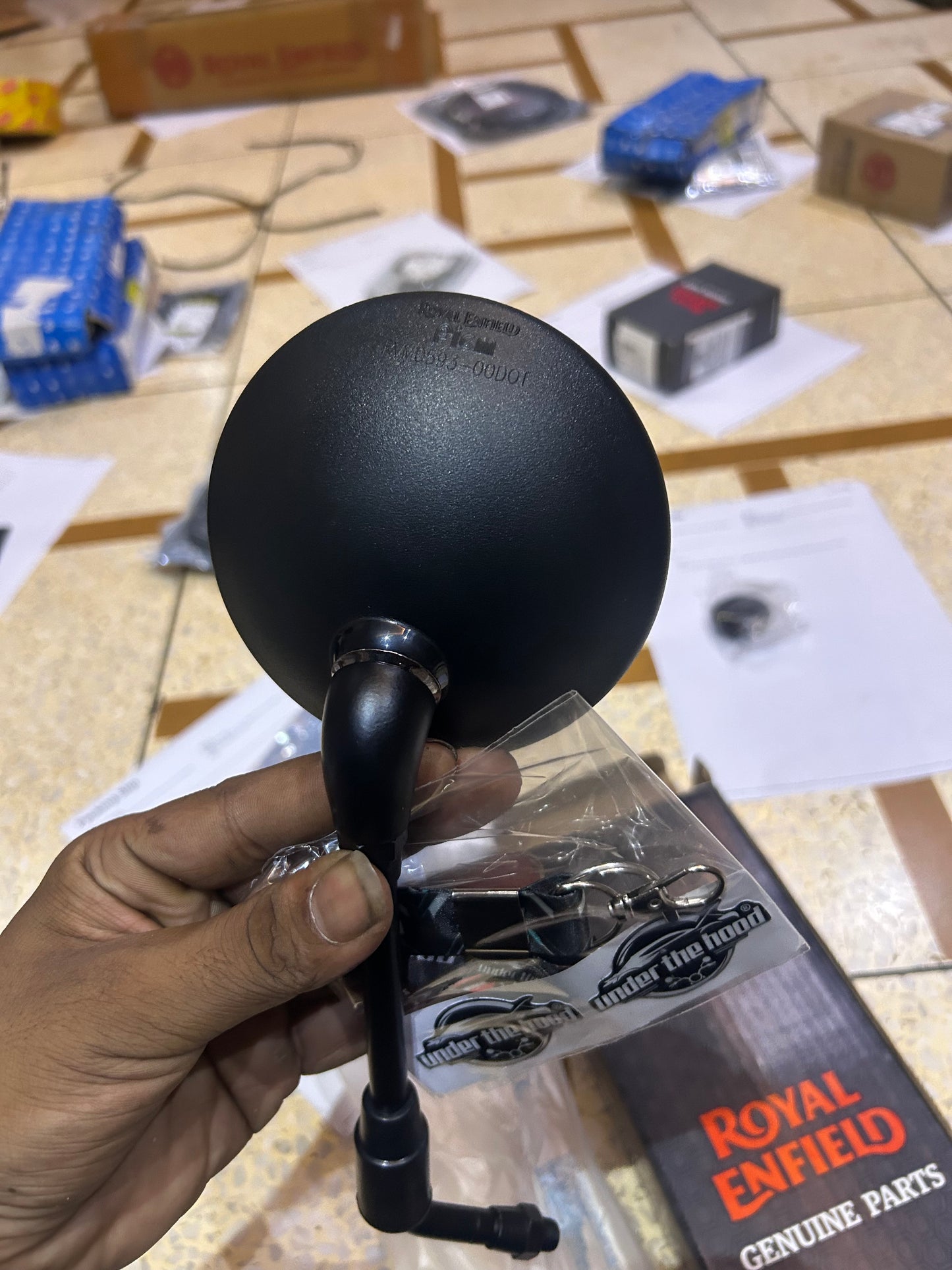 Royal Enfield RAL00276/E – Black Left-Hand Rear-View Mirror (LH) for Hunter 350 & Meteor 350 (OEM)