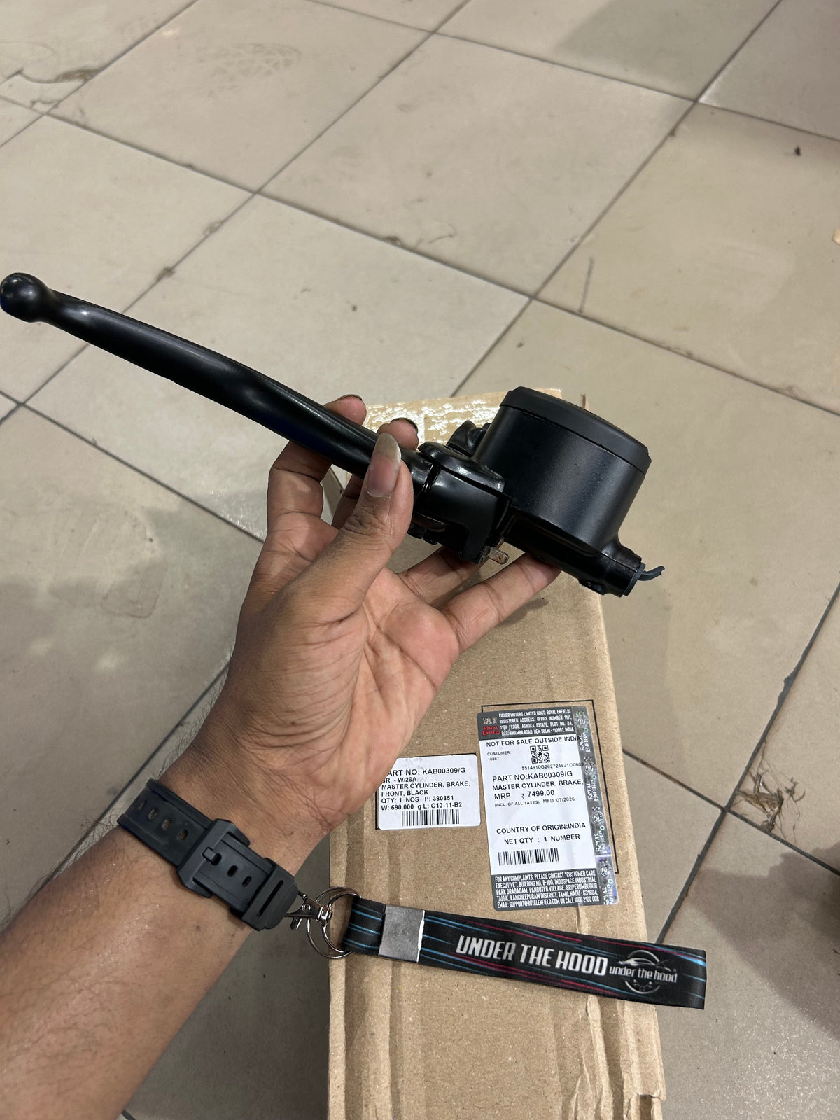 Royal Enfield Shotgun 650 Front Brake Master Cylinder Black KAB00309/G