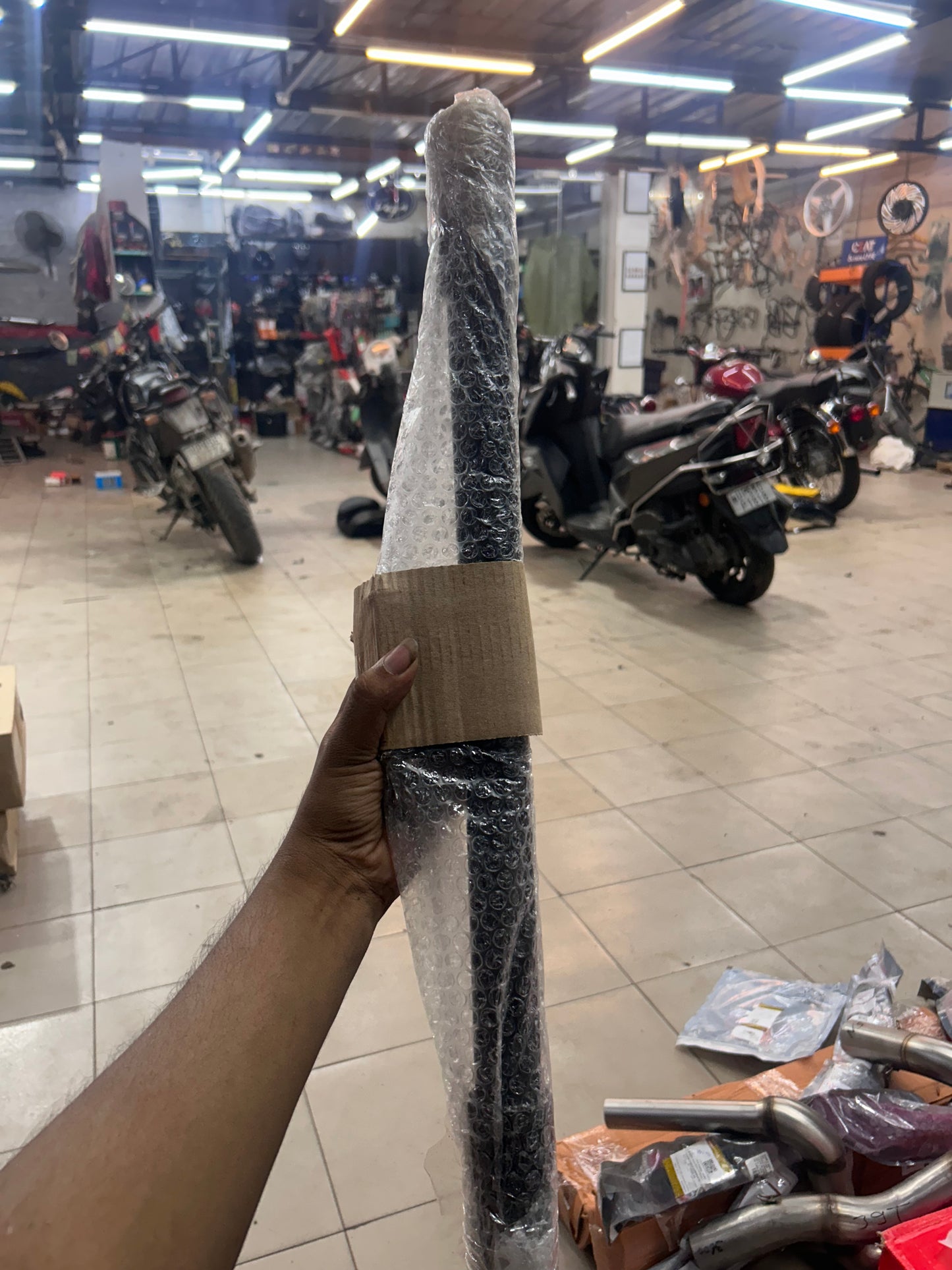 Royal Enfield 1990603 Leg Guard Single Rod for Classic Bullet Electra