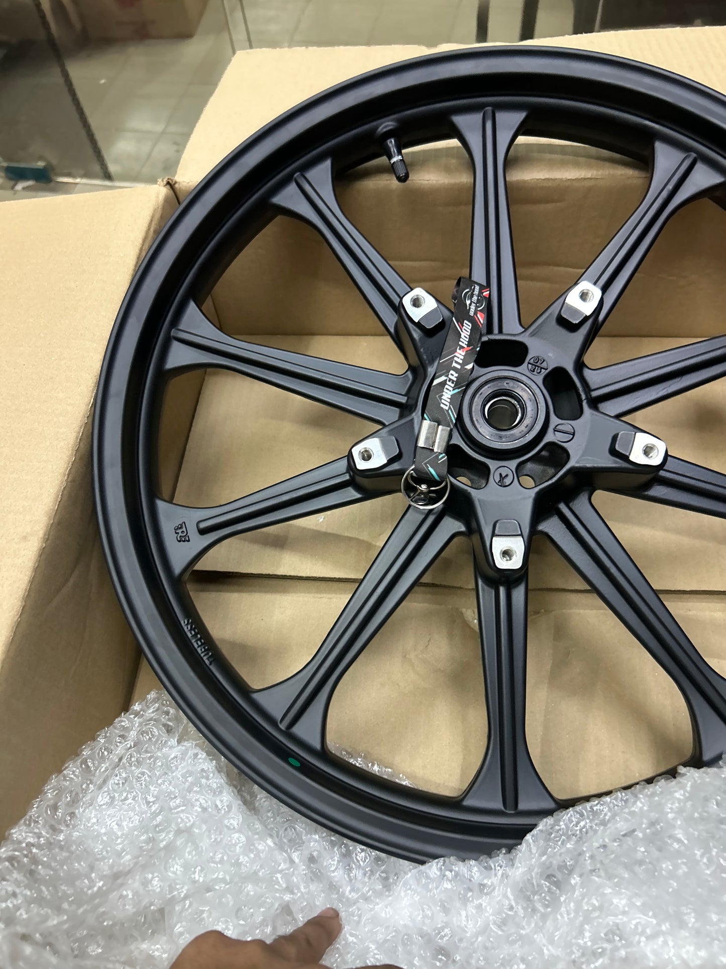 Royal Enfield Alloy Wheel Set (Front RAJ00447/A + Rear RAT00463/A) – OEM Black Alloy Wheels with Bearings & Valve for Classic 350 Reborn & New Bullet 350 (Spoke to Alloy Upgrade)