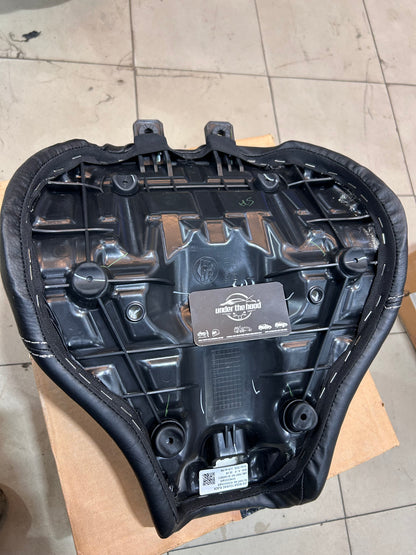 Black Touring Rider Seat for Meteor 350 – Genuine Royal Enfield KXA00073