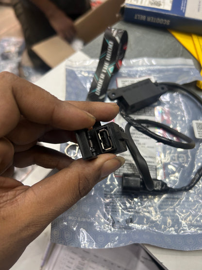 Royal Enfield RAC00053/F – OEM USB Charger (Handlebar) for Classic 350 Reborn, Meteor, Bullet 350, Hunter 350 J-Series & Retrofit Upgrade for Older Models