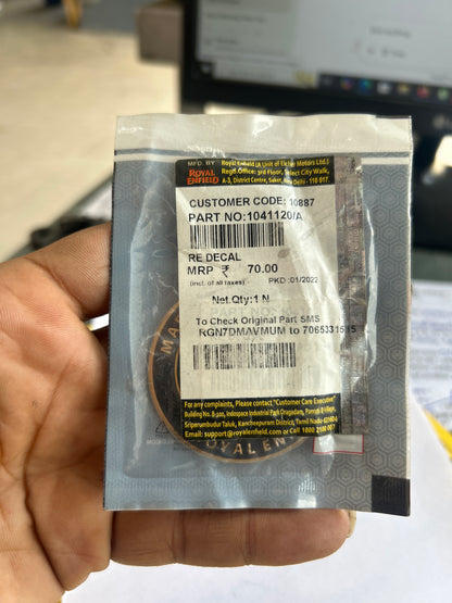 Royal Enfield 1041120/A – Tank Decal Badge (Green-Gold, “Made Like a Gun”) – Classic 350 BS4