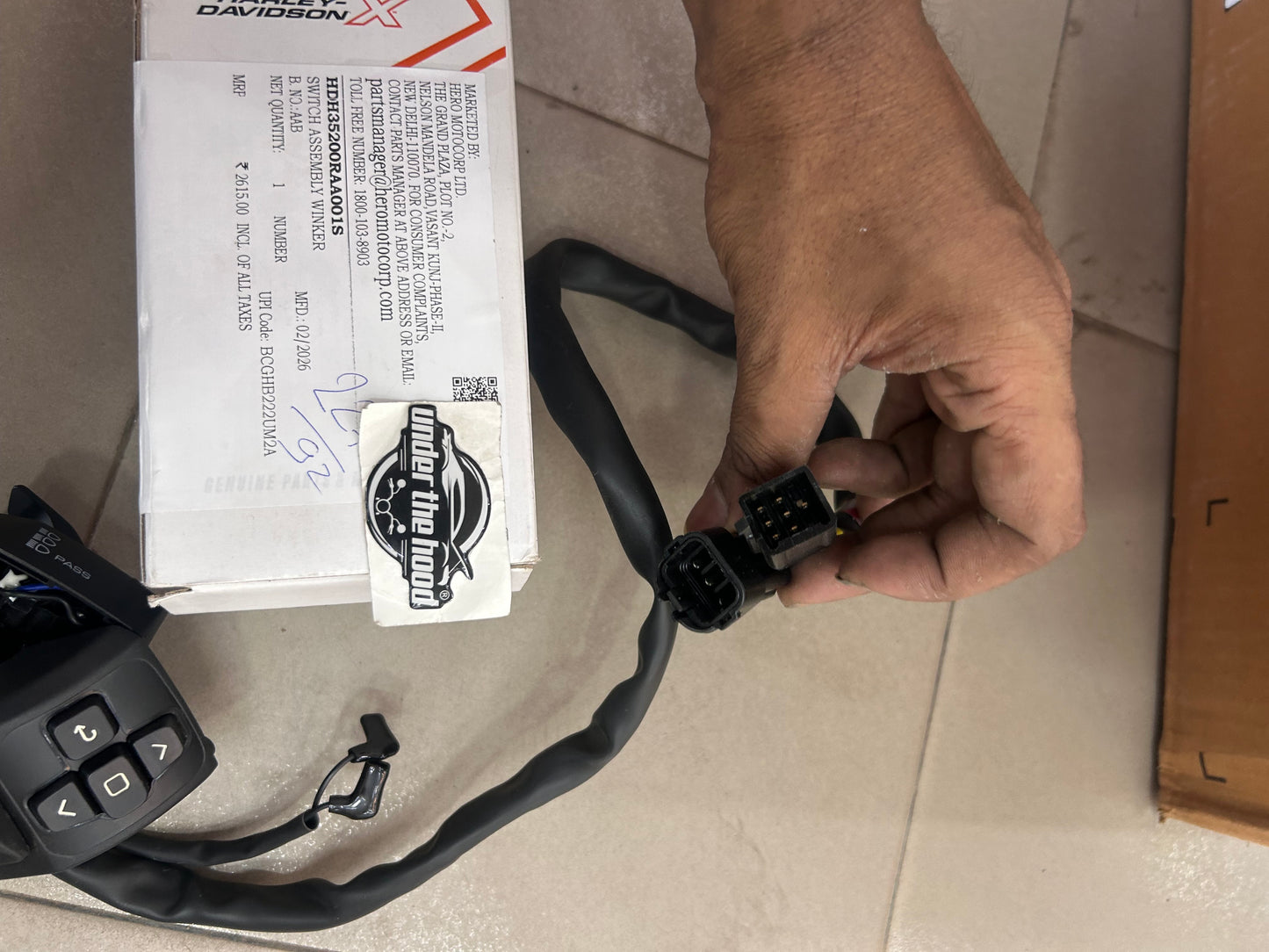 Harley-Davidson X440 / 440X (Sept.,2023) Genuine Switch Assembly Winker – HDH35200RAA001S – Left Handlebar Indicator / Horn Switch Cluster (OEM)