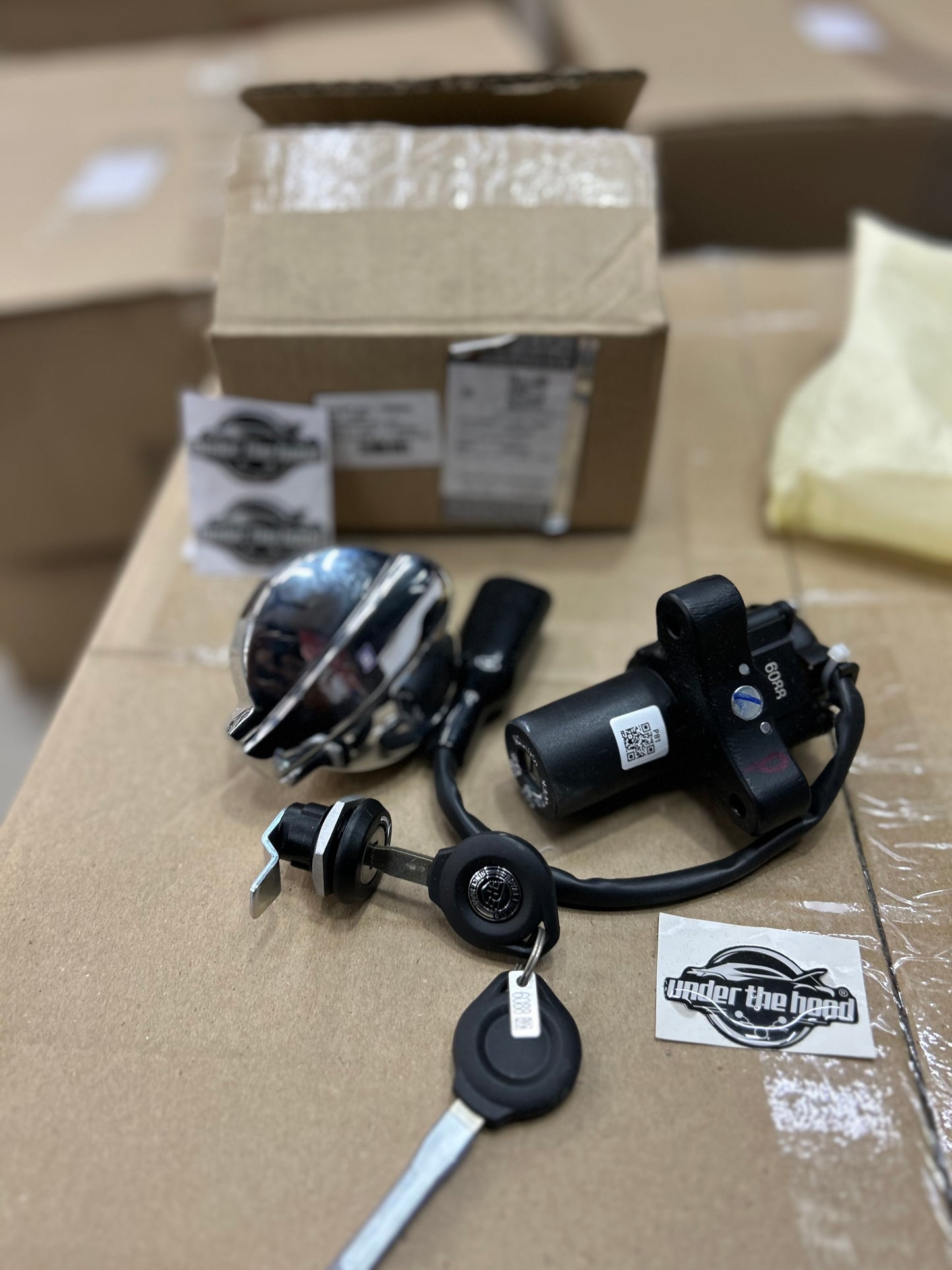 Royal Enfield 148289/L – Genuine Common Lock Set for Interceptor 650 & Continental GT 650 (Ignition + Tank + Seat + Tool)