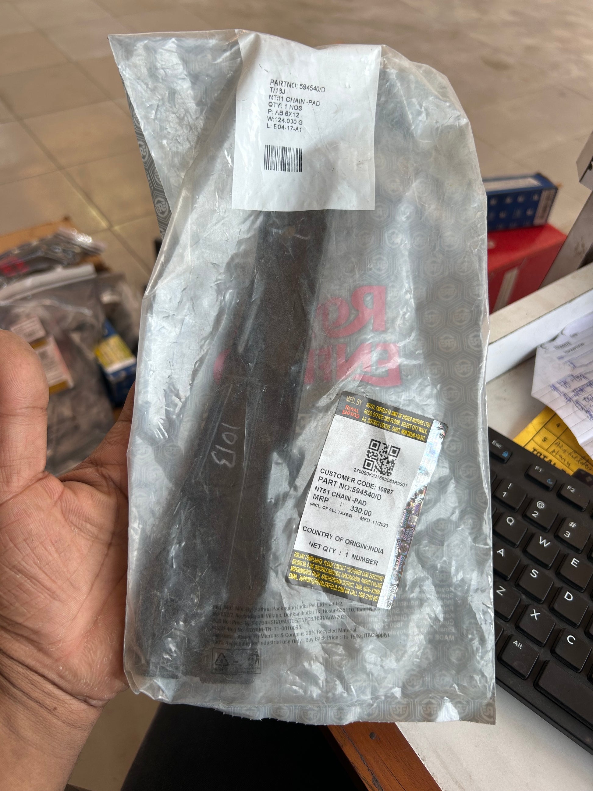 Royal Enfield 594540/D chain pad for Classic 350/500 and Thunderbird disc brake models