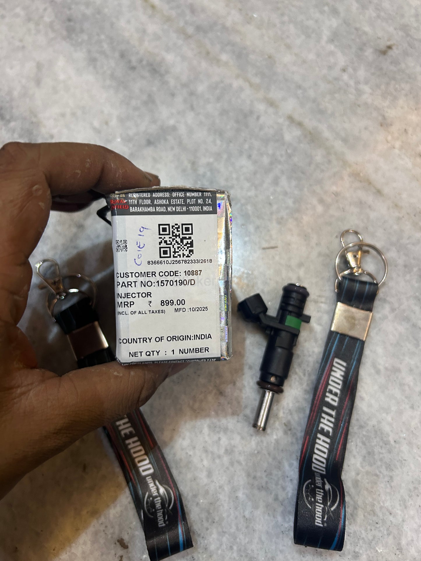 Royal Enfield Fuel Injector – 1570190/D – Genuine OEM for Classic 350, Meteor 350, Hunter 350, Bullet 350 (J-Series)