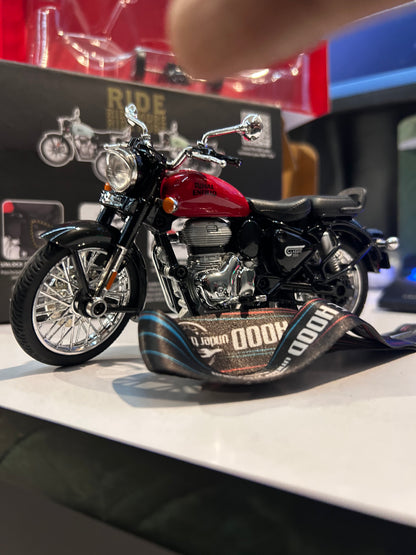 Royal Enfield Classic 350 1:15 Scale Model Bike Toy – Pull Back, Interchangeable Tanks, Single & Dual Seat Modes