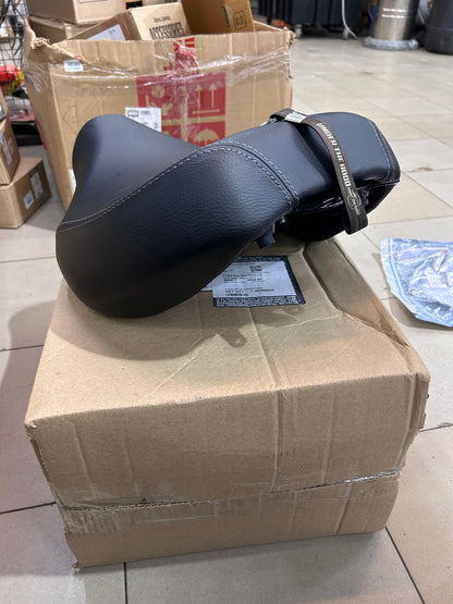 Royal Enfield Super Meteor 650 Rider Seat Assembly RAU00021/C