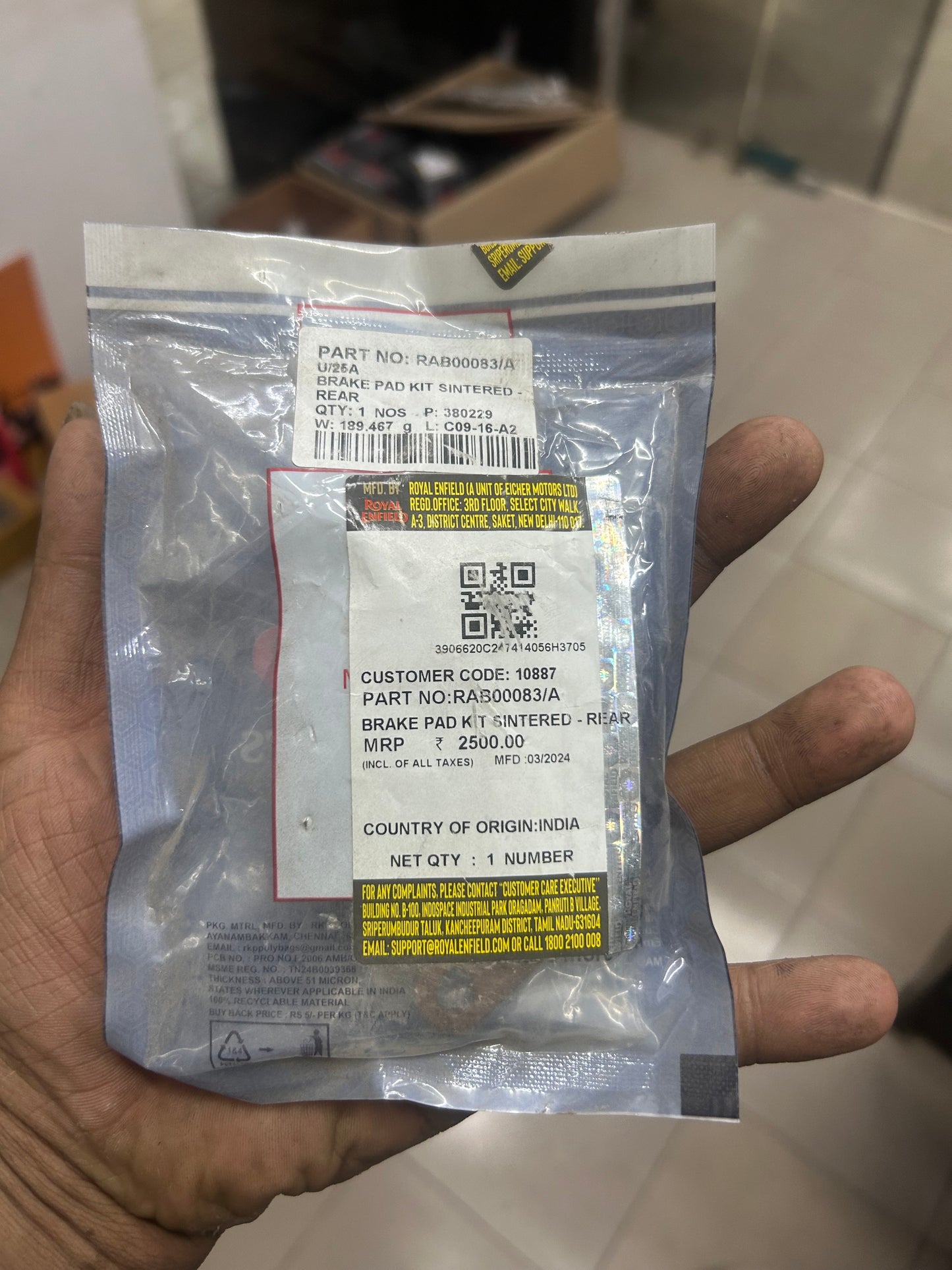 Royal Enfield RAB00083/A Rear Sintered Brake Pad Kit for Interceptor & GT 650

