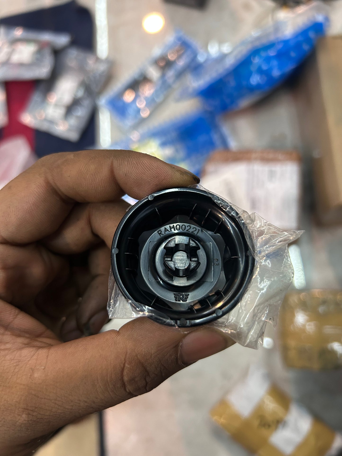 Royal Enfield Steering Cap – RAH00221/B – Genuine OEM for Hunter 350 & Meteor 350 (J-Series)