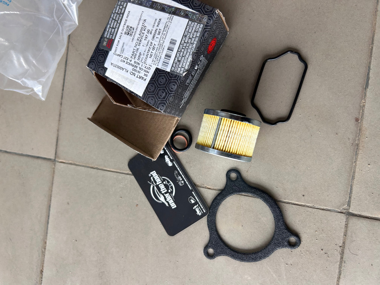 Royal Enfield Oil Service Kit KLA00037/A for Himalayan 411 & Scram 411