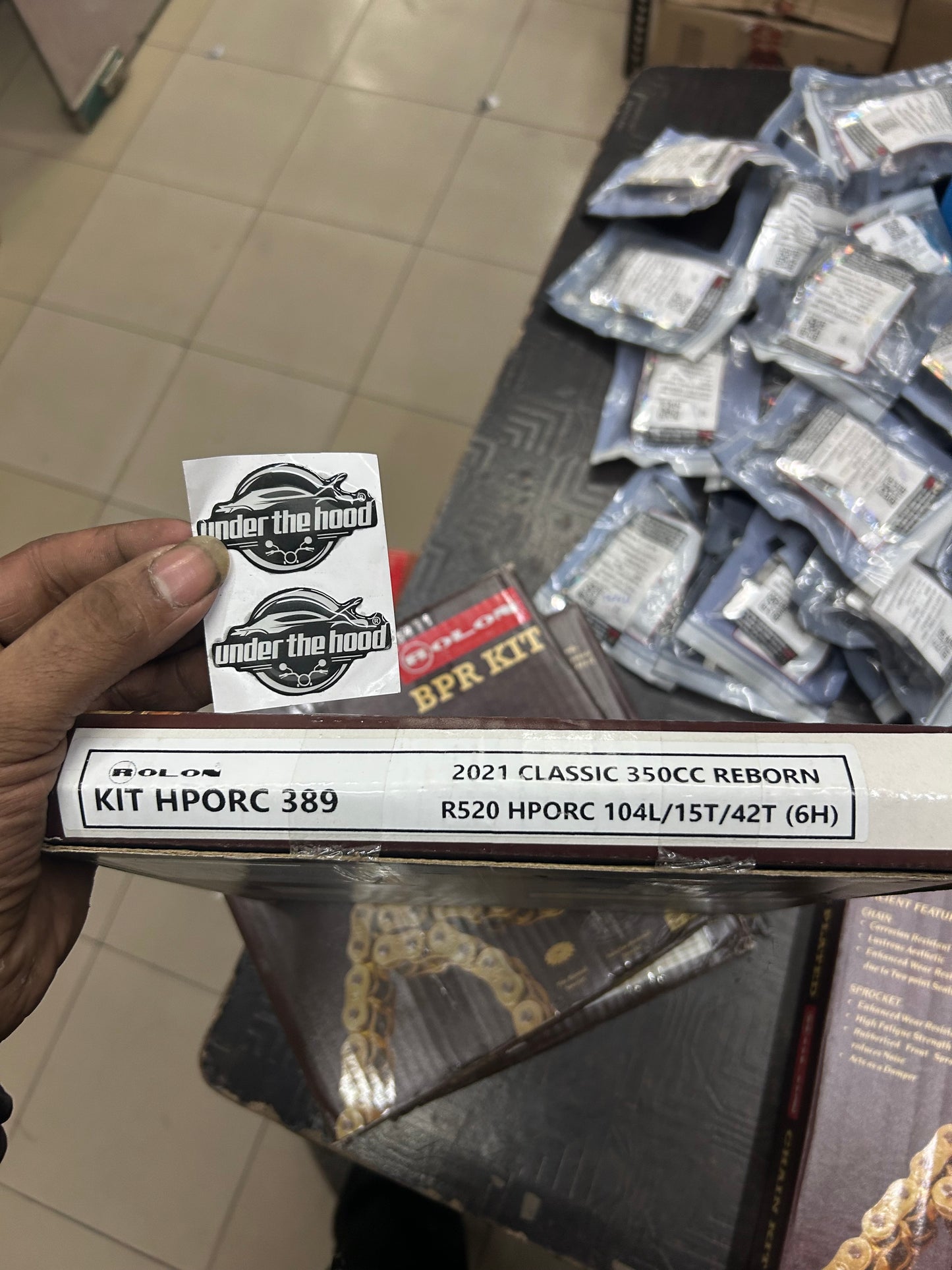 Rolon HPORC 389 Brass O-Ring Chain & Sprocket Kit for Royal Enfield Meteor 350 / Classic 350 Reborn / Hunter 350 – 15T/42T, 520, 104L – HPORC 389