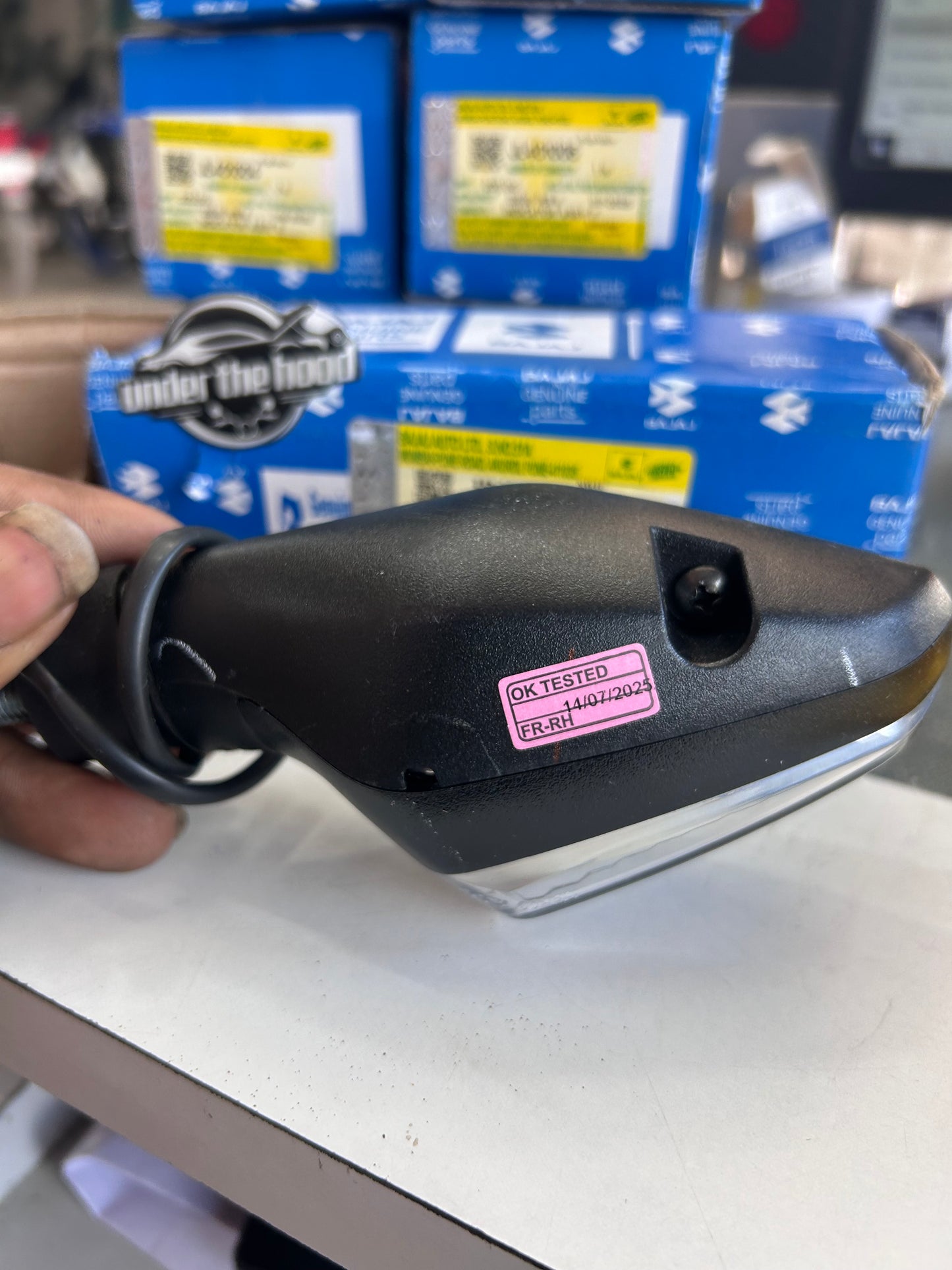 Bajaj Pulsar N160 Indicator Front Right (RH) – JR401010 | OEM Turn Signal Assembly