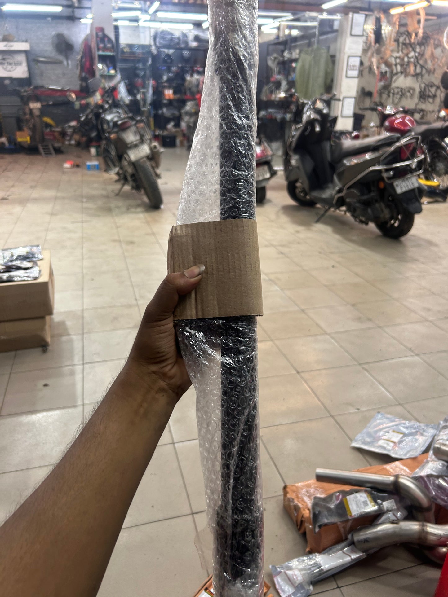 Royal Enfield 1990603 Leg Guard Single Rod for Classic Bullet Electra