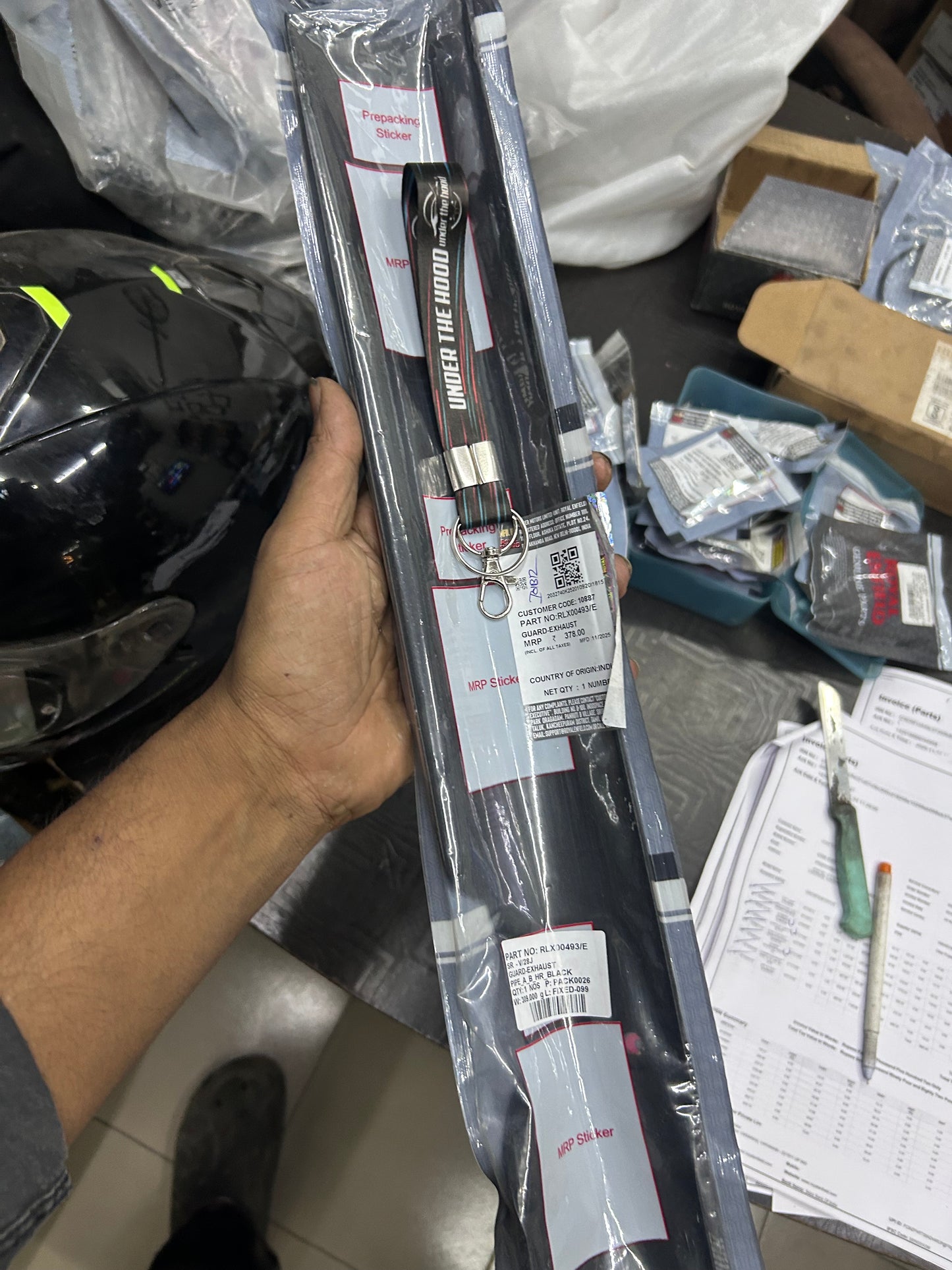 Royal Enfield RLX00493/E – Exhaust Pipe Guard (CED Black) | OEM for New Bullet 350 & Classic 350 Reborn (J-Series)