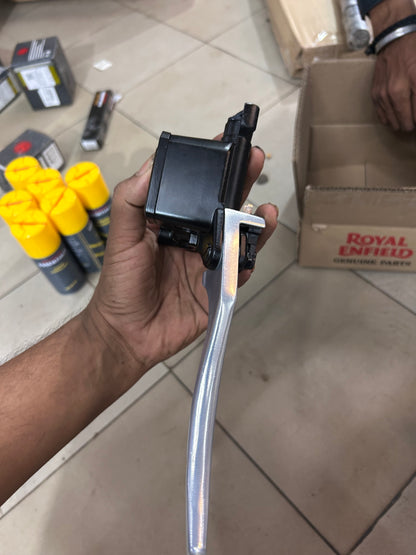 Royal Enfield 585027/A Master Cylinder Assembly – Front Brake Lever & Master Cylinder OEM for Himalayan, Continental GT & Interceptor