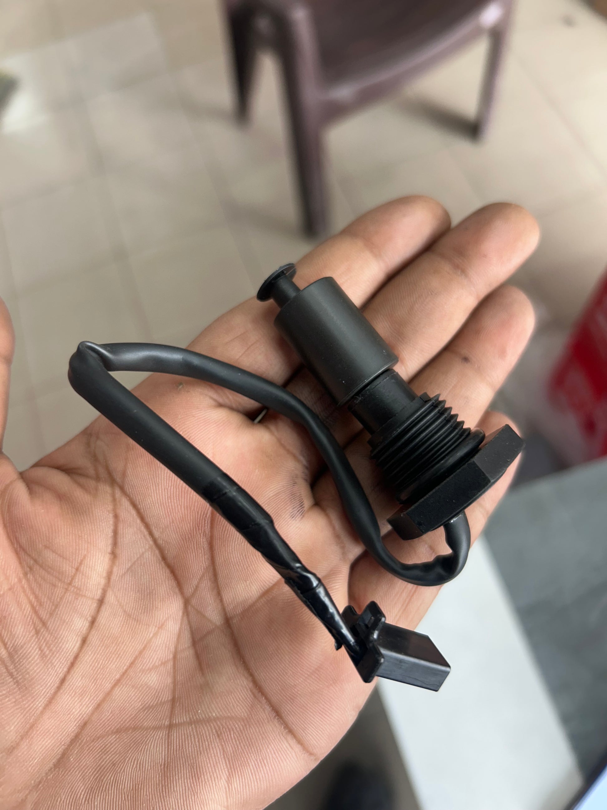 Royal Enfield 581053/E Low Fuel Sensor OEM for Classic 500 Bullet 500 EFI

