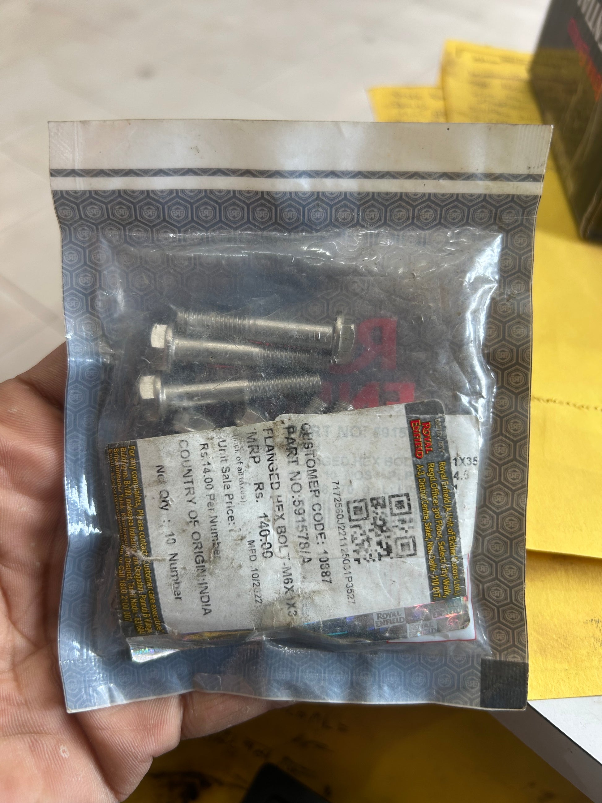 Royal Enfield 591578/A Bolt M6×35 – OEM Classic, Bullet