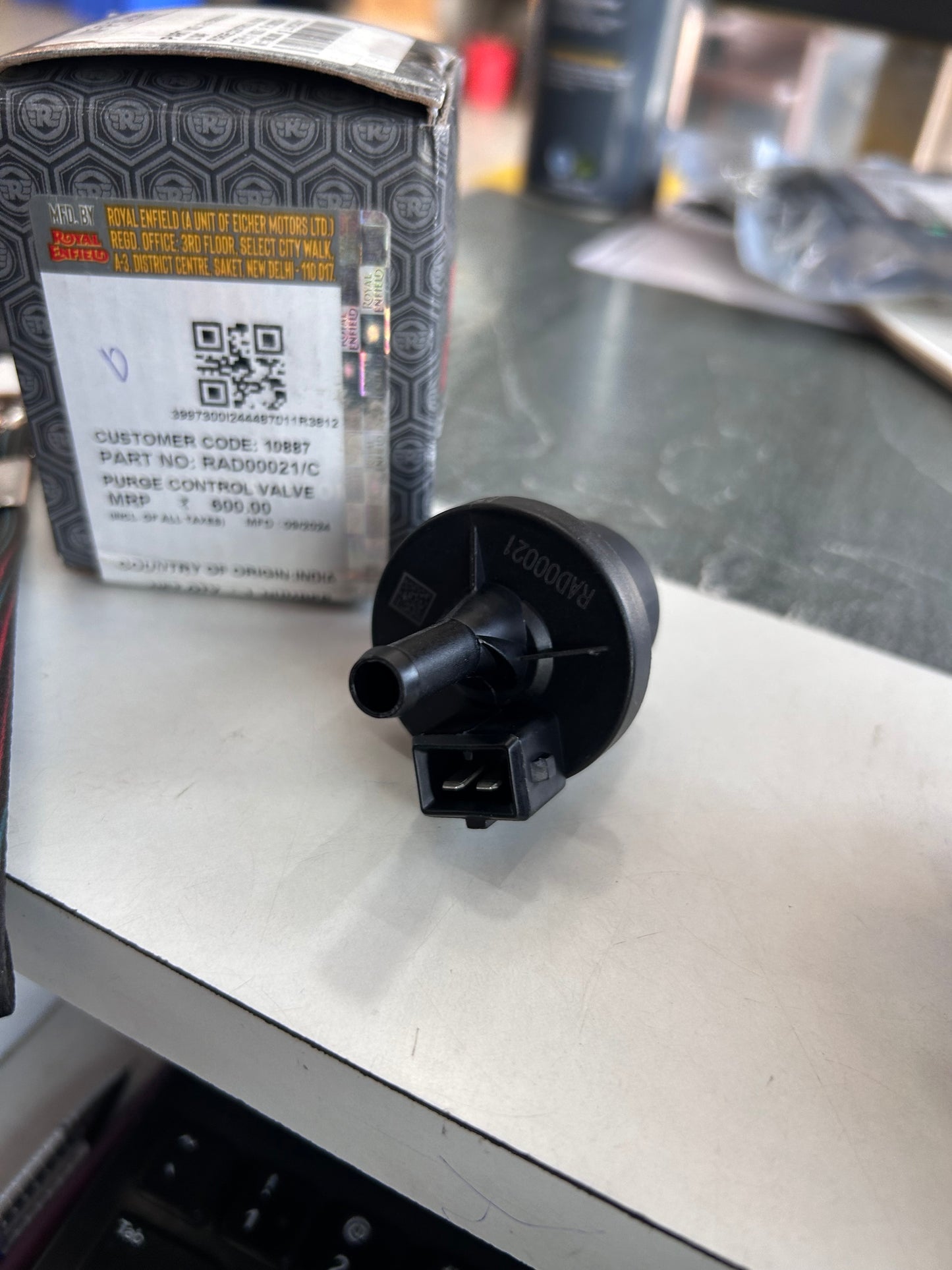 Purge Control Valve / CPV Solenoid (EVAP Canister Valve) for Royal Enfield Meteor 350 & 650 Twins – RAD00021/C (Supersedes RAD00021/B)