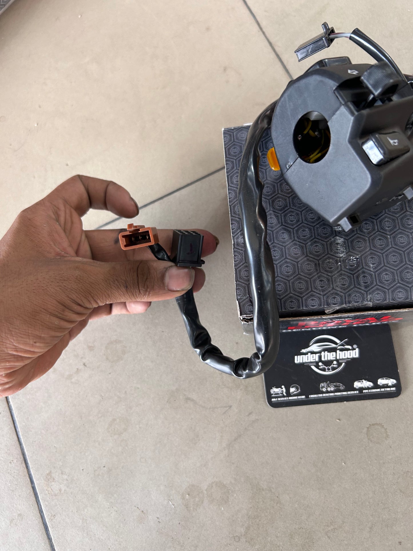 Royal Enfield Switch Module LH / Handlebar Left Switch – Himalayan 411 (BS3, 2016–2017) – Part No. 587315/A