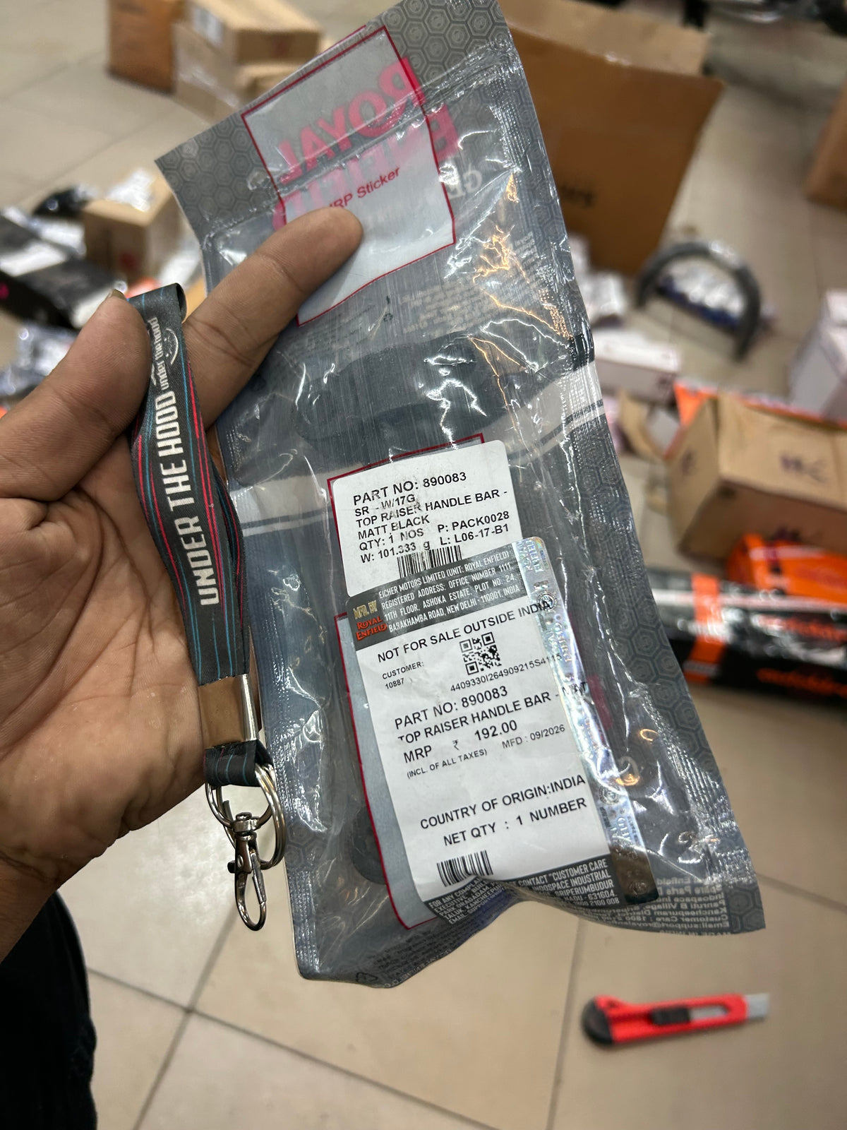 Royal Enfield Himalayan 411 & Scram 411 Genuine Top Handlebar Raiser Clamp Matt Black | 890083