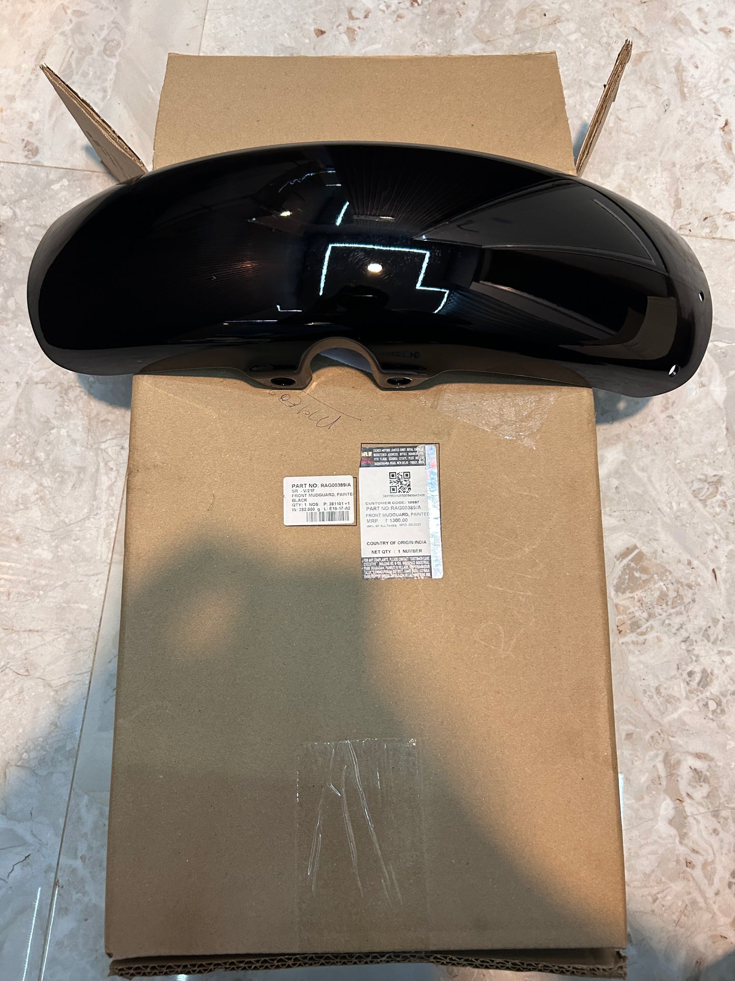 Royal Enfield RAG00389/A – Front Mudguard (Painted Black) | OEM for Hunter 350 – Dapper, Metro Rebel, Metro Factory, Retro/City