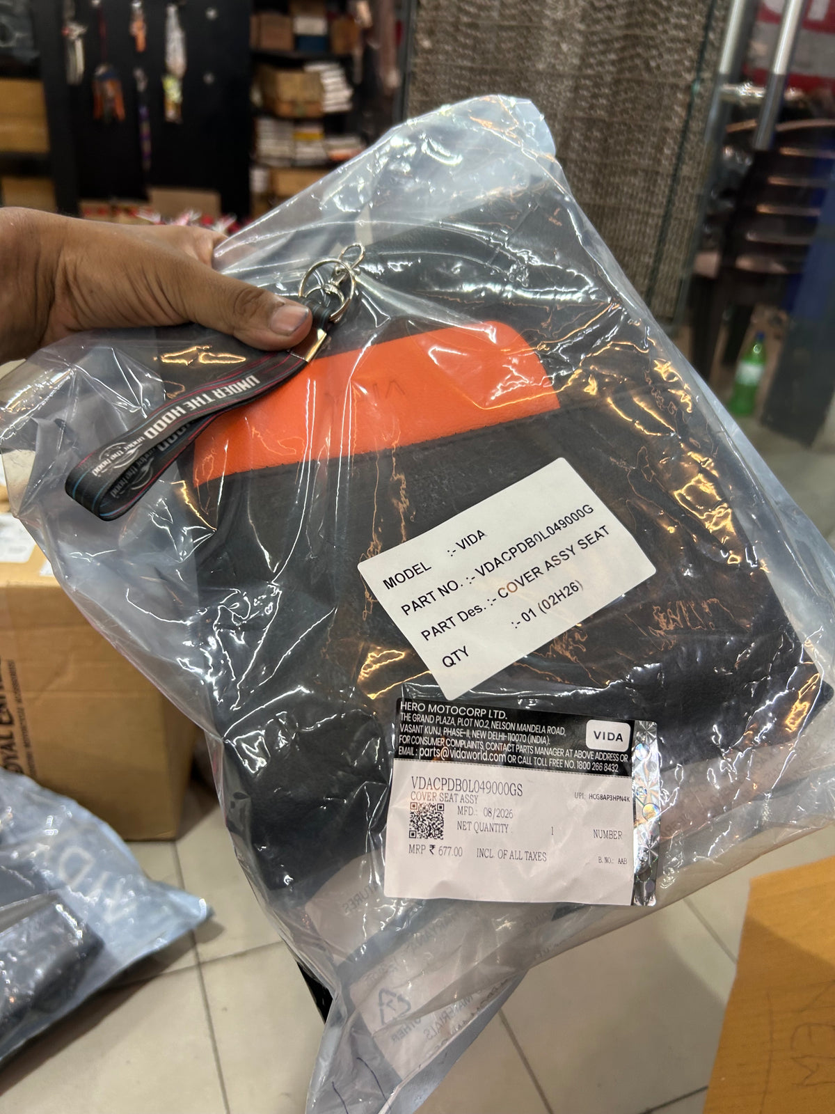 VIDA VX2 Genuine Seat Cover Assembly – OEM Seat Cover / Seat Skin – VDACPDB0L049000G