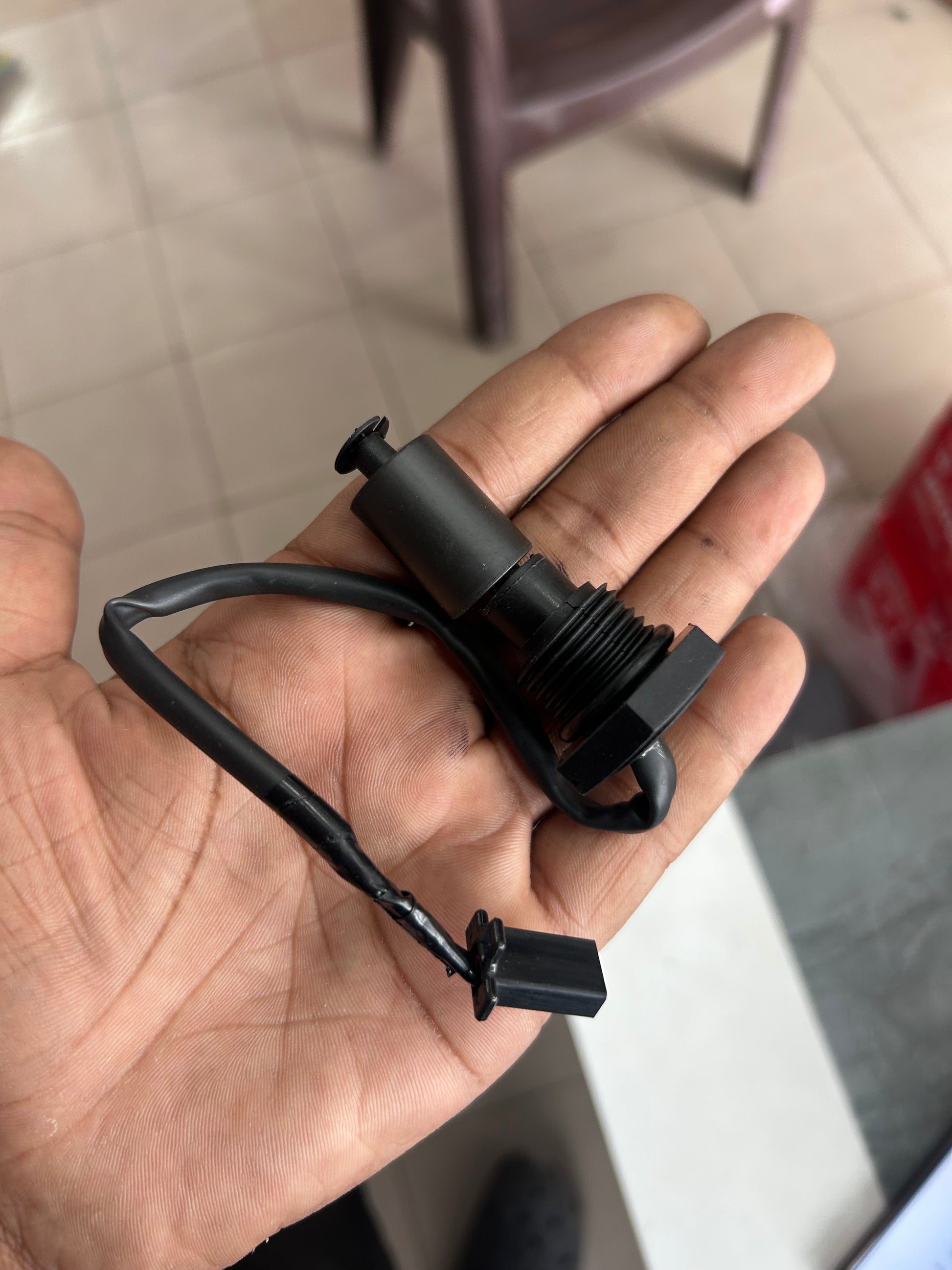 Royal Enfield 581053/E Low Fuel Sensor OEM for Classic 500 Bullet 500 EFI

