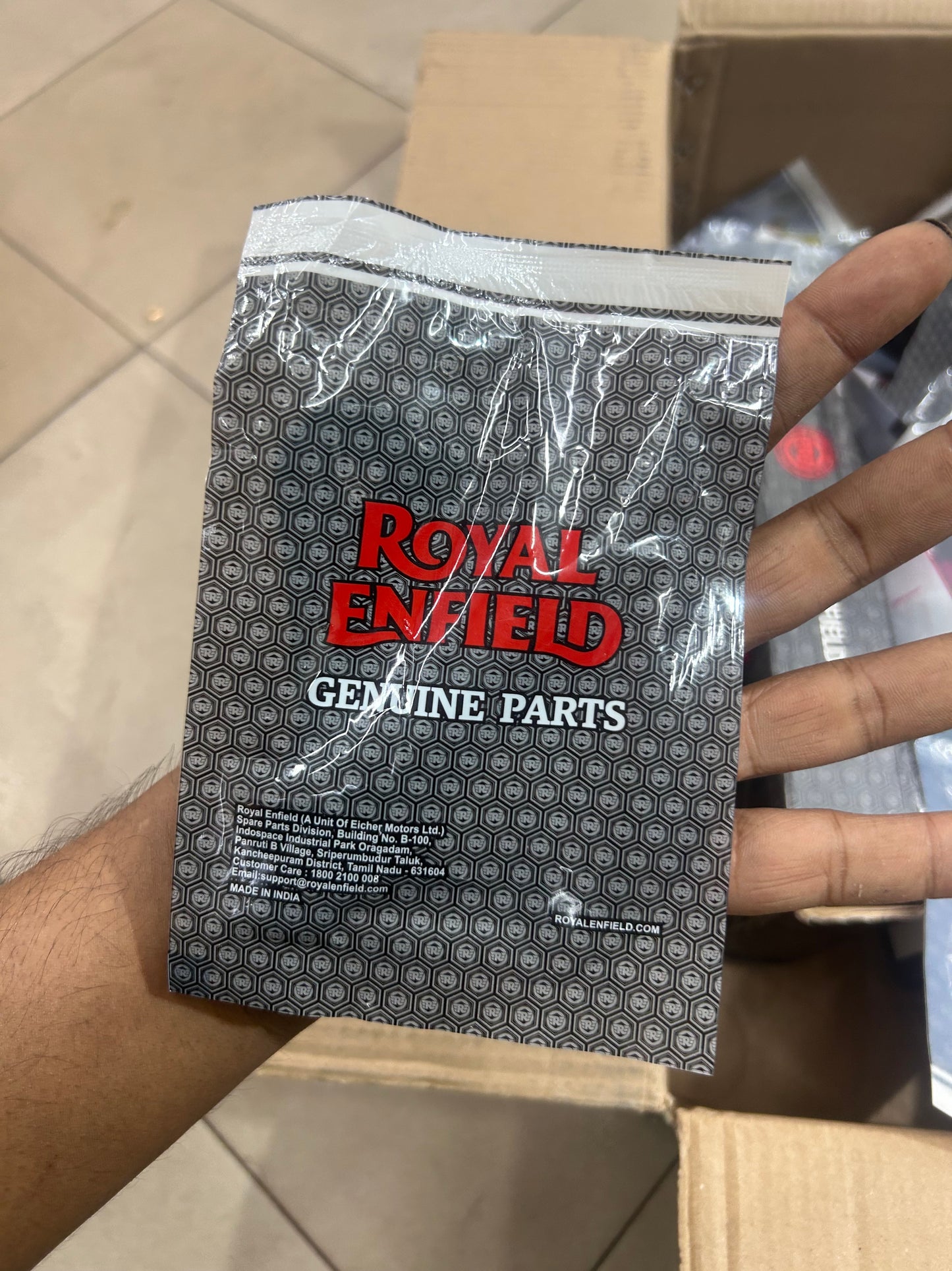 Royal Enfield 576063/E & 576064/E – SIL Bracket LH & RH | Interceptor 650, Continental GT 650 | Genuine Mounting Support