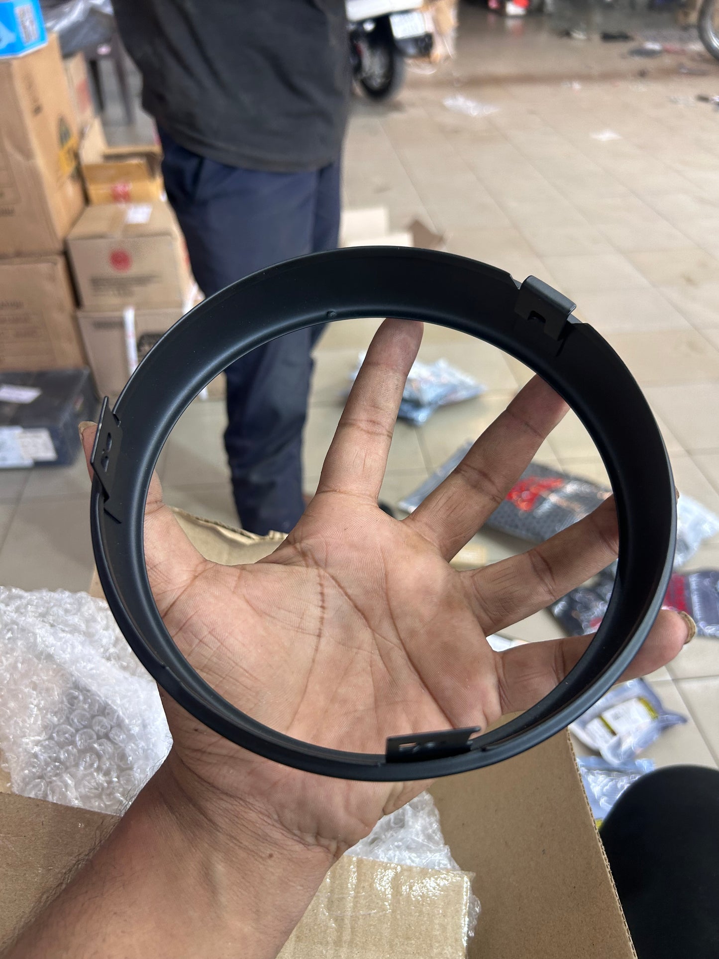 Royal Enfield RAN00568/A – Headlight Outer Rim Assembly for Hunter 350