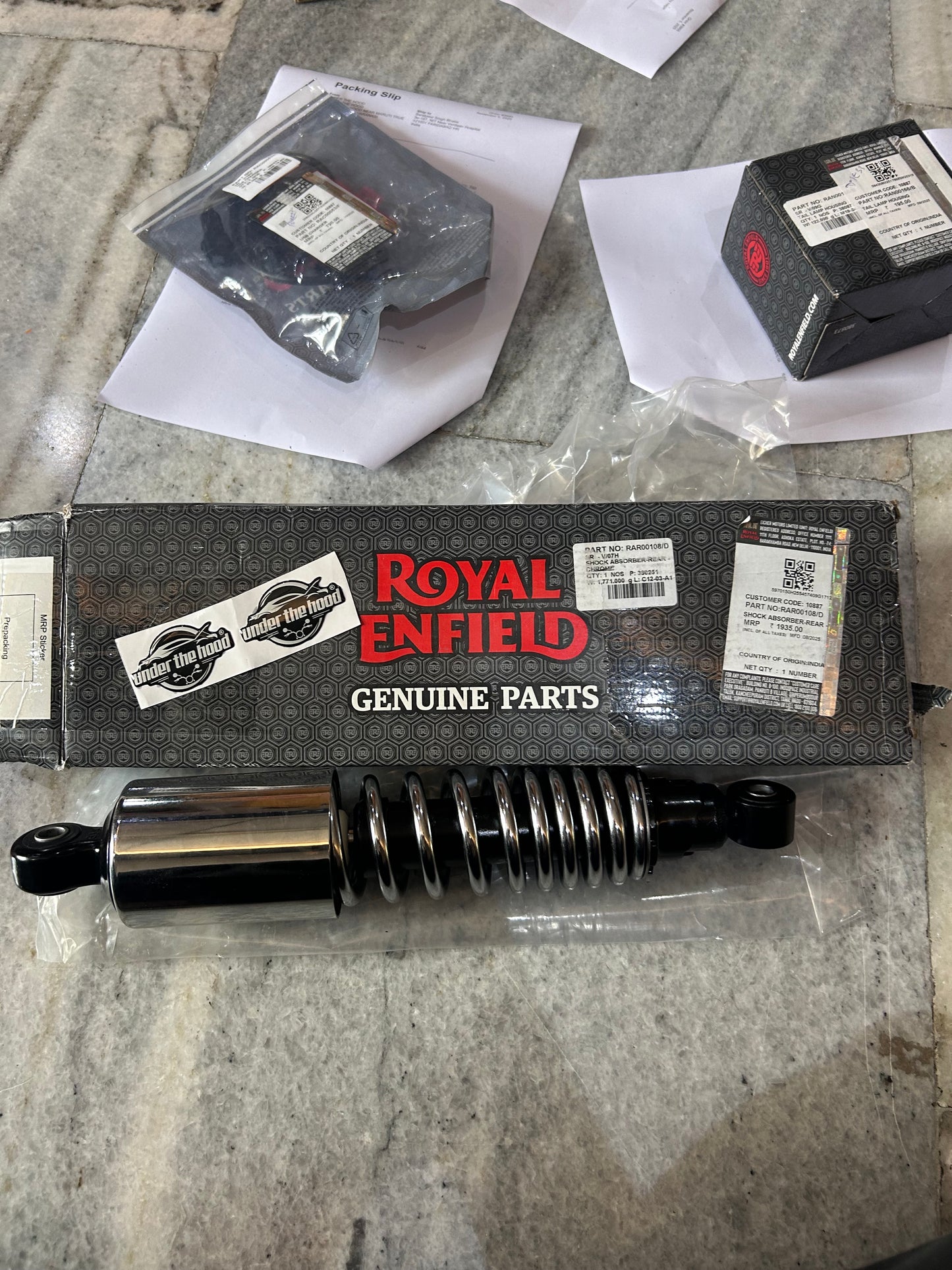 Royal Enfield RAR00108/D – OEM Rear Shock Absorber Chrome (Single) for Classic 350 Reborn & New Bullet 350 J-Series