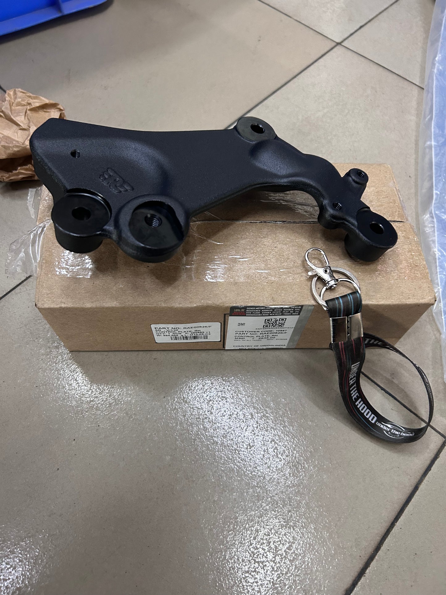 Control Plate, RH (Right-Hand Side Plate Bracket) for Royal Enfield Himalayan 450 – RAE00826/B
