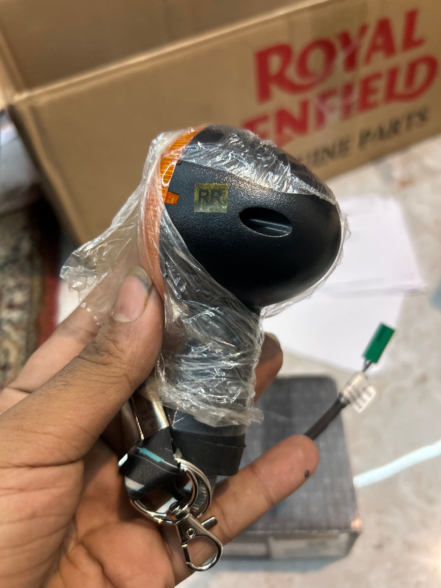 Royal Enfield RAN00045/A – Trafficator Assembly with Bulb (FLH & RRH) for Hunter 350