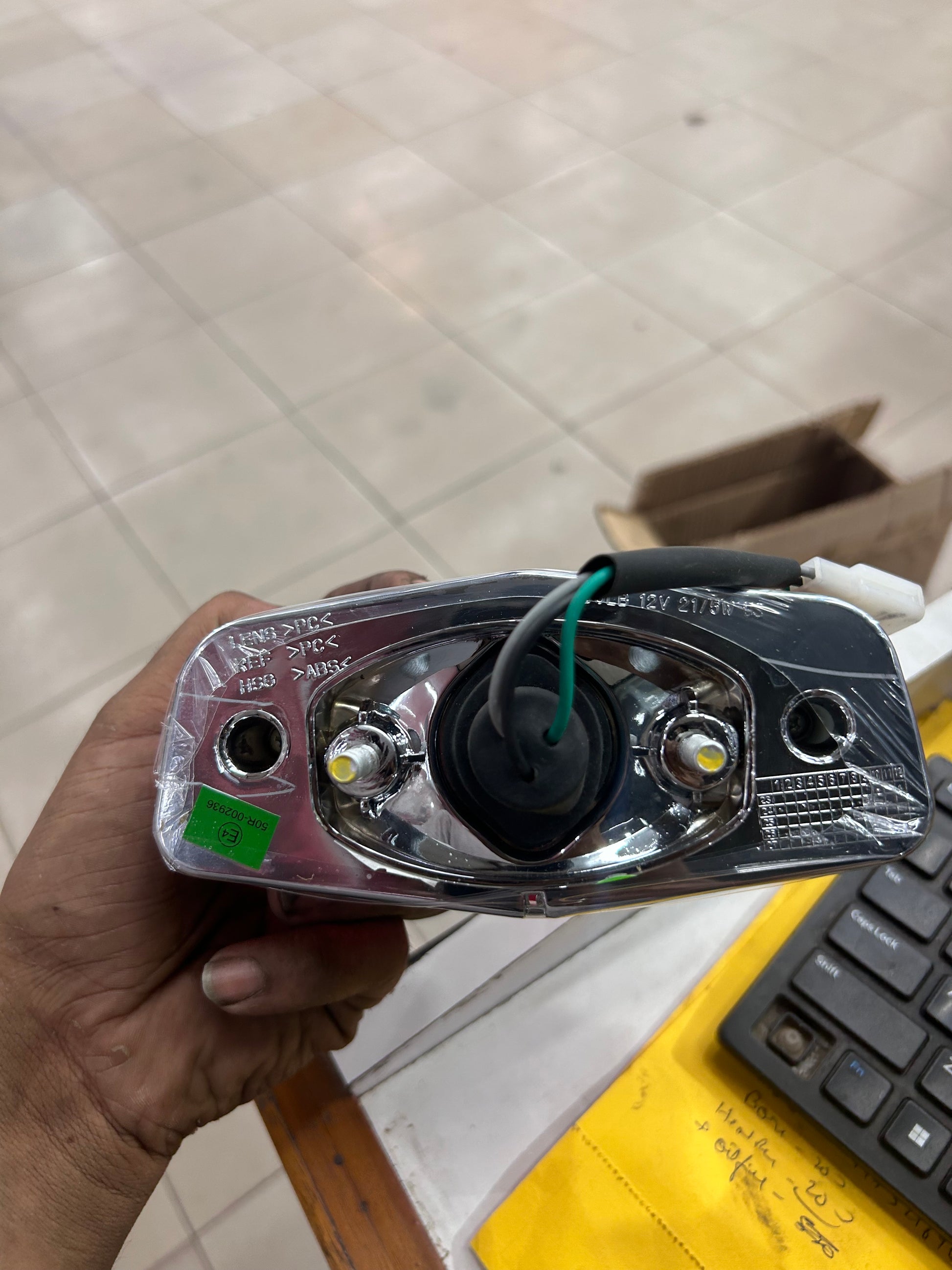 Royal Enfield Tail Lamp 585977/B – Interceptor 650, GT 650 Rear Light with Reflector

