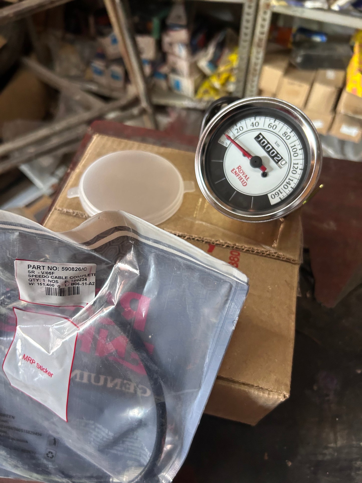 Royal Enfield KAN00006/A – Speedometer Kit for Classic 350 (BS4/BS3)