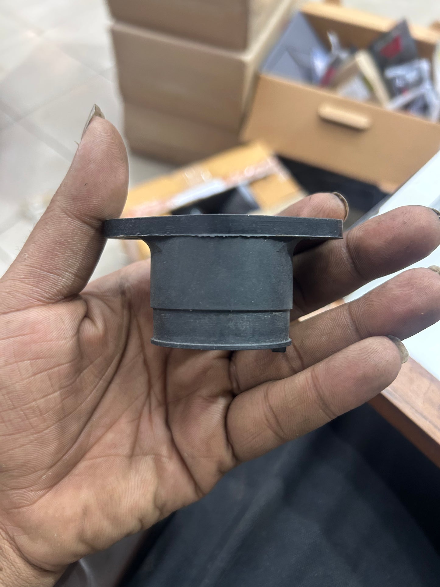 Royal Enfield 576618/B – Carburetor Adaptor for Classic 350, Electra, and Standard 350 BS4 (UCE Engine Only)