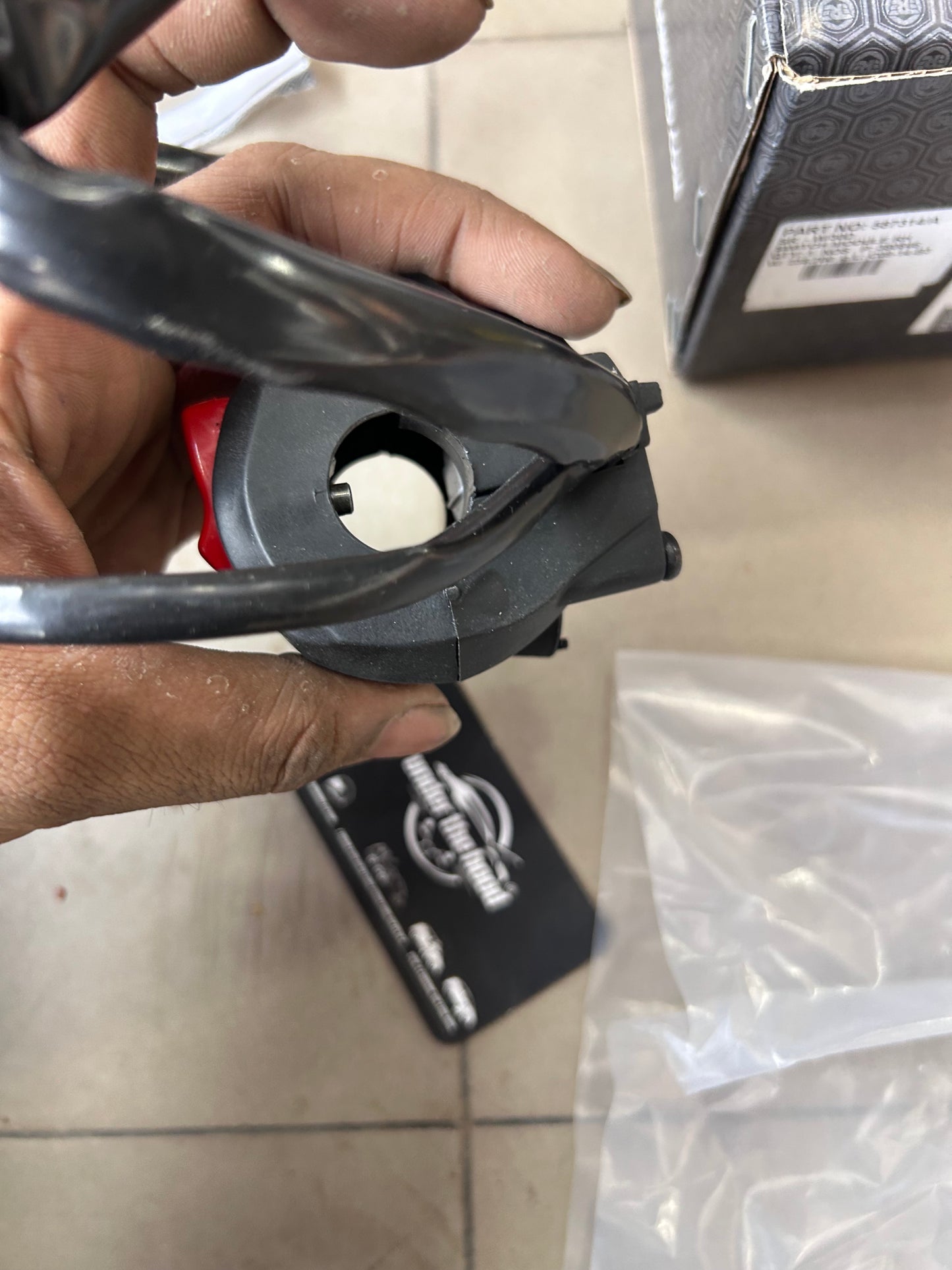 Royal Enfield Handlebar Switch Module RH (Right) – Himalayan 411 / BS3 – Part No. 587314/A (OEM)