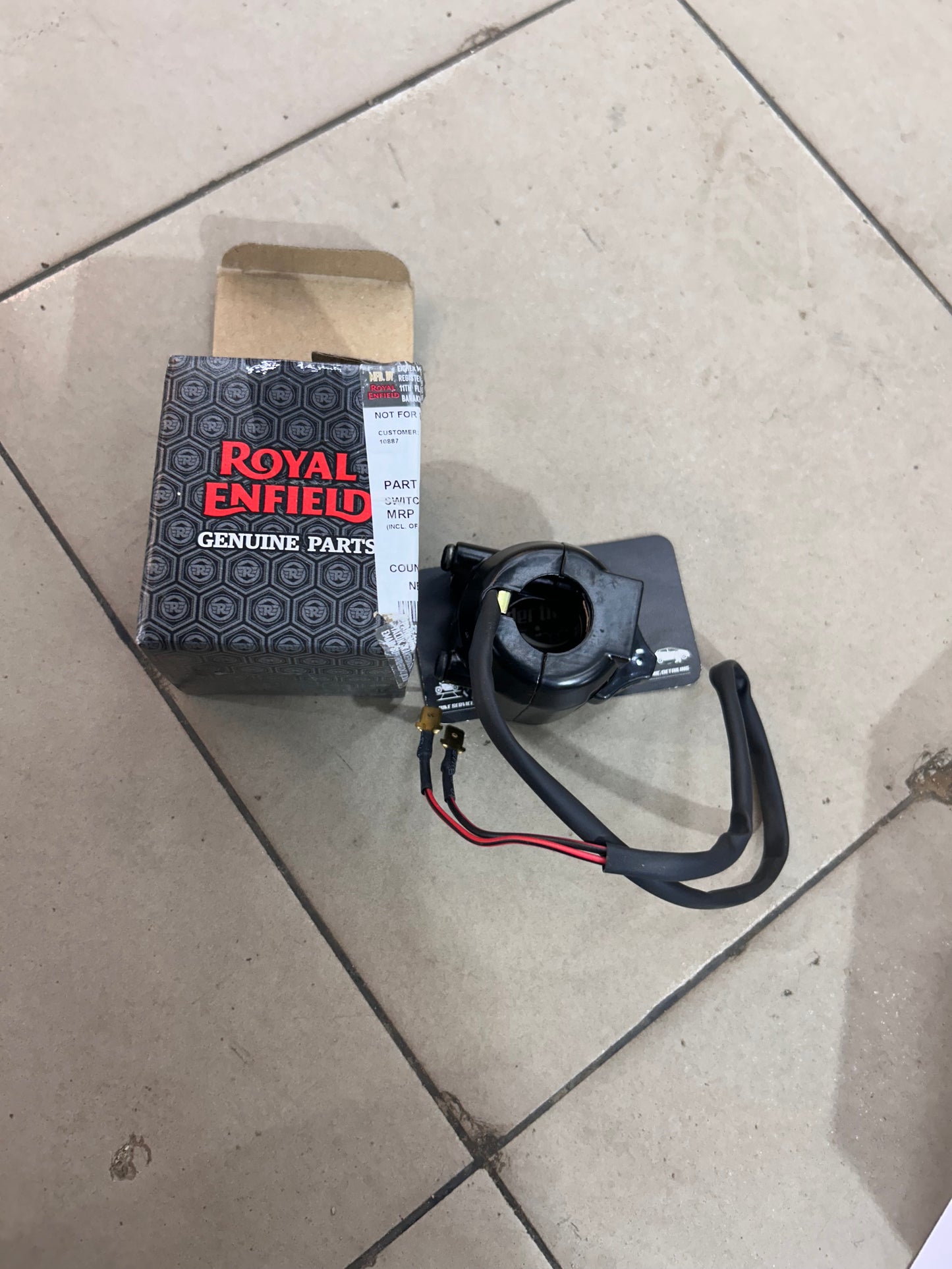Royal Enfield 144354/B – Right Hand Switch Module (RH New) for Standard 350/500, Electra 4S & Machismo A350 – Genuine Old-Model Bullet OEM