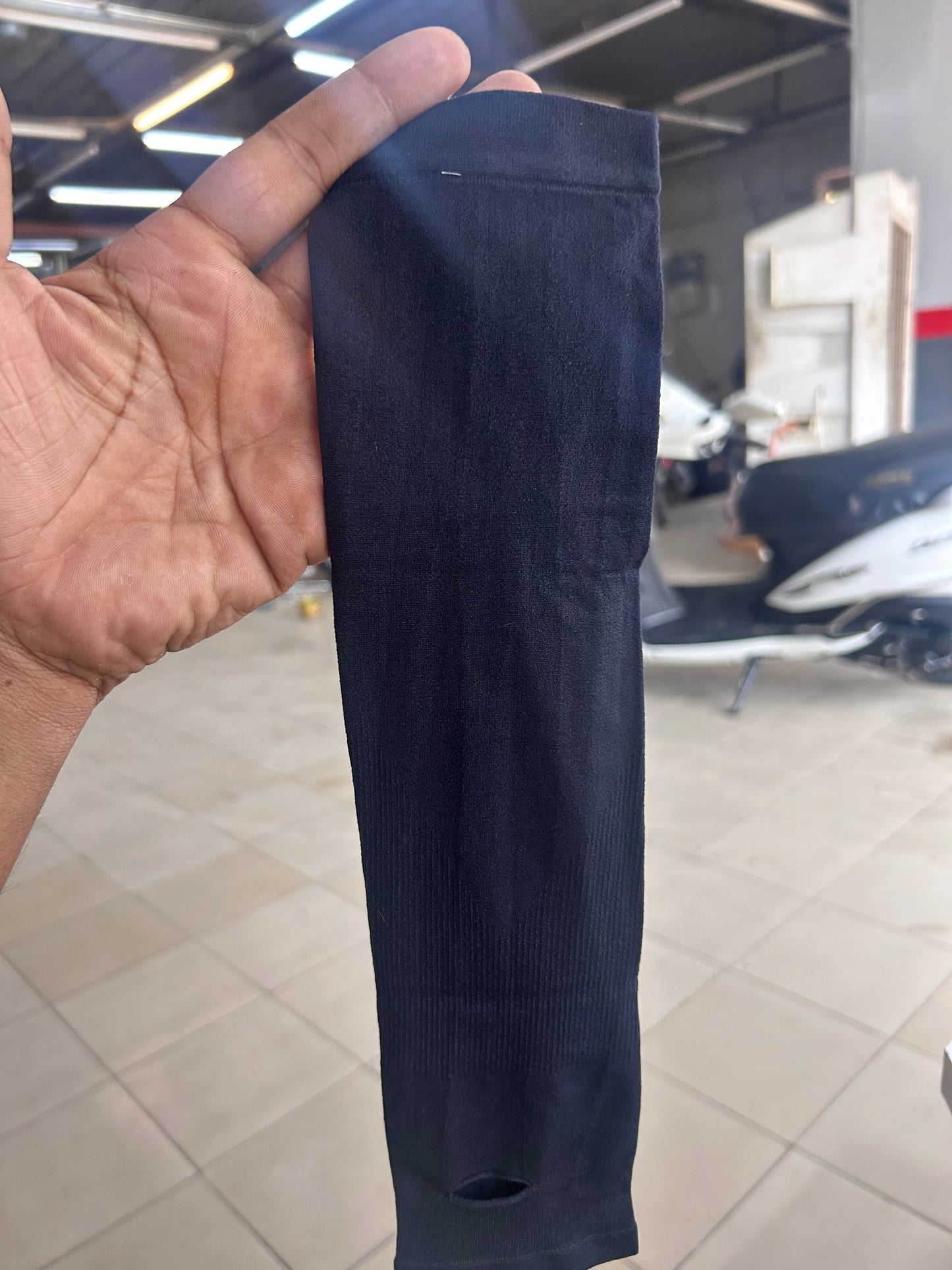 Rider Ice Sleeves – UV & Mosquito Protection Arm Covers for Bikers (Black, Free Size)