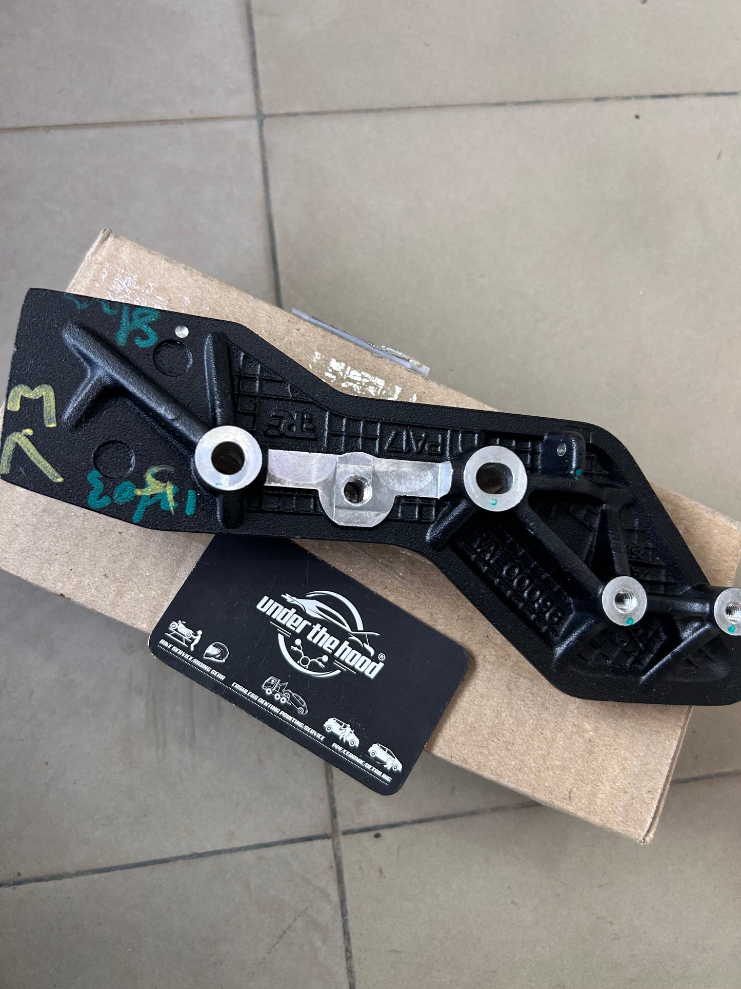 Royal Enfield Rider Control Plate RH for Hunter 350 – Genuine OEM RAE00096/A
