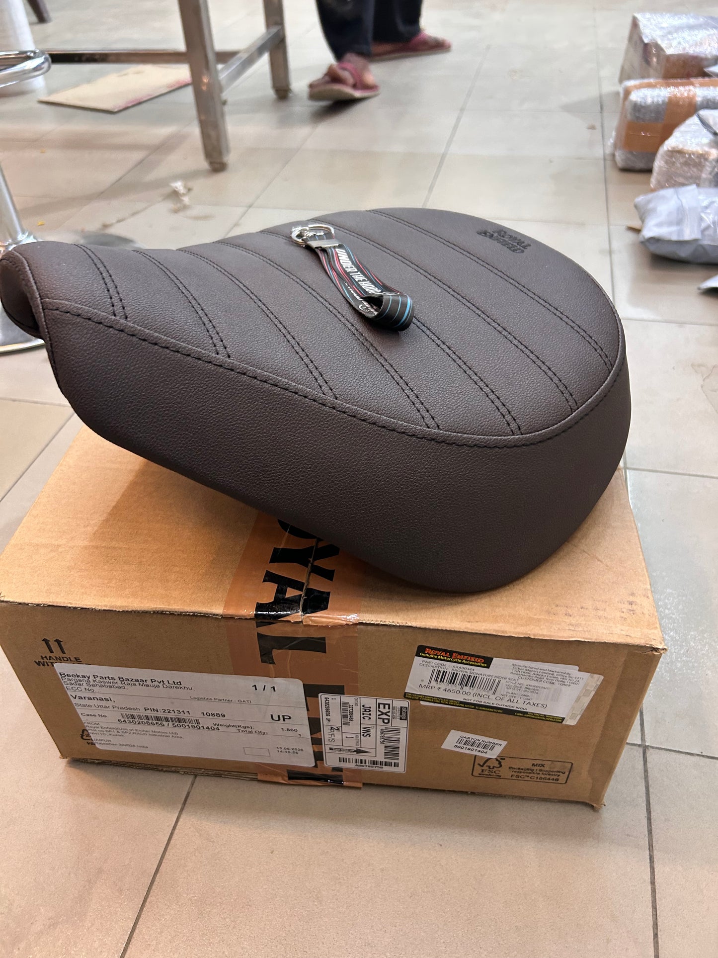 Royal Enfield Brown Signature Rider Seat KXA00344 for Classic 650