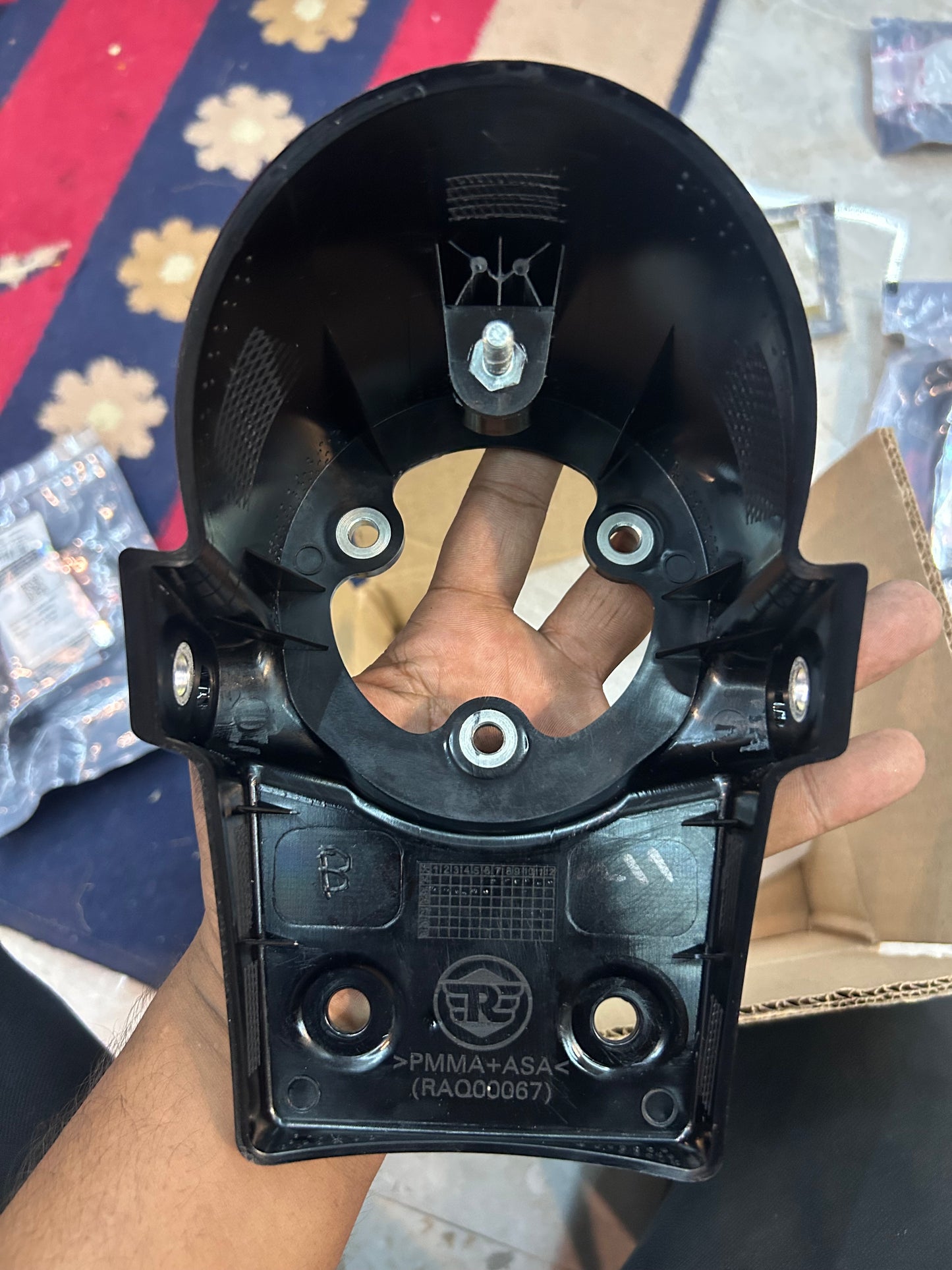 Royal Enfield RAQ00067/E – Tail Lamp Shroud for Classic 350 Reborn (OEM Spare)