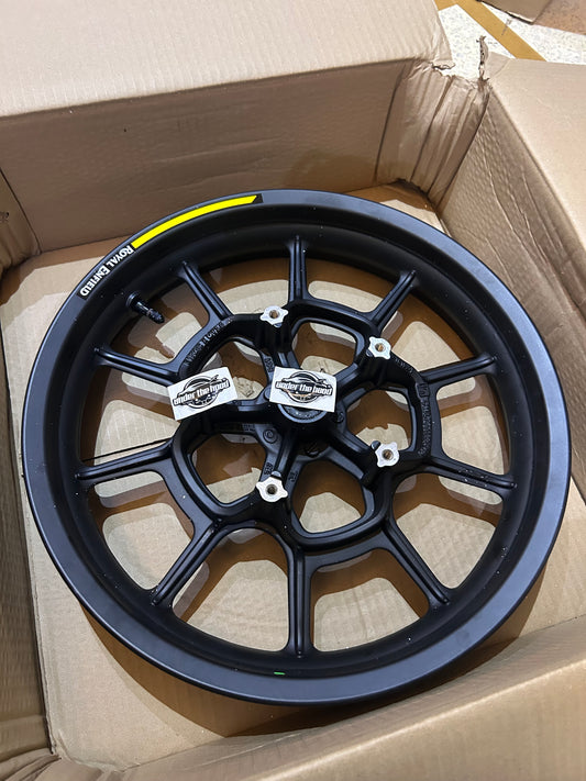 Royal Enfield RAJ00494 / RAJ00494/A – Front Rim Assembly with Sticker, Black – Hunter 350 (HNTR 350) 17 x 3.00 Front Wheel Rim