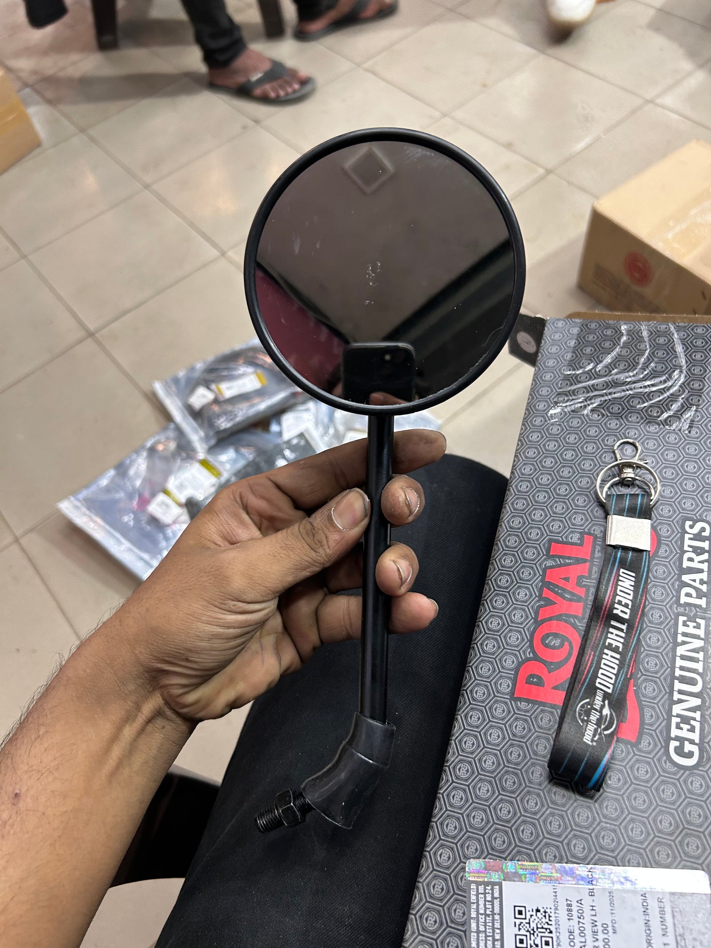 Royal Enfield RAL00750 – Mirror Rear View LH Black for Classic 350 Reborn (J-Series, OEM Left-Side Mirror)