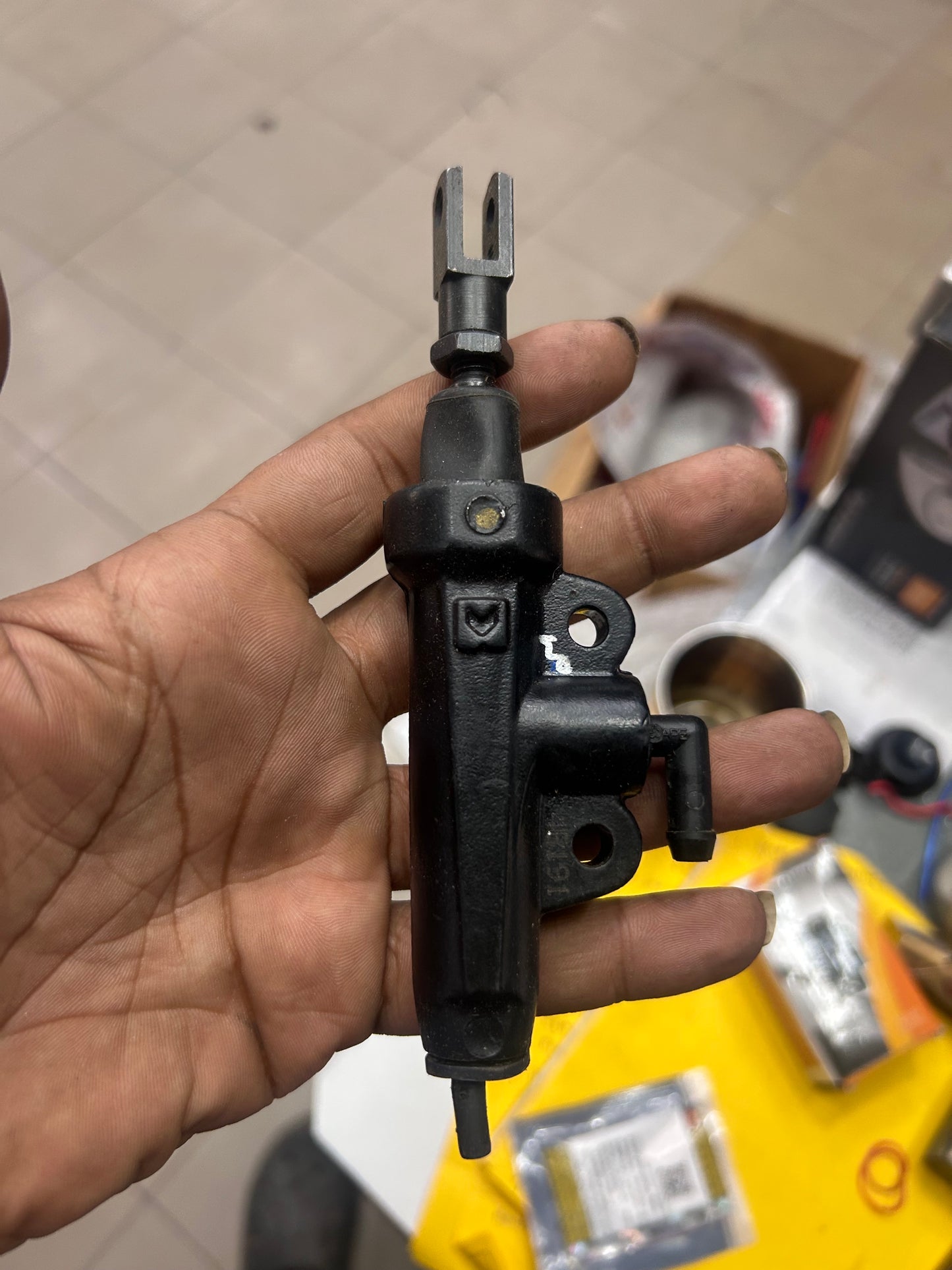 Royal Enfield RAB00041/E – Rear Master Cylinder Assembly (J-Series)