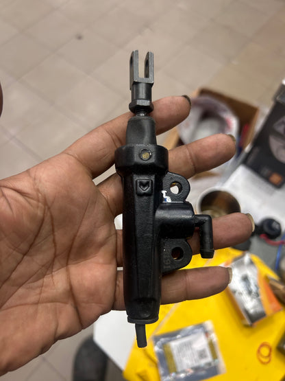Royal Enfield RAB00041/E – Rear Master Cylinder Assembly (J-Series)